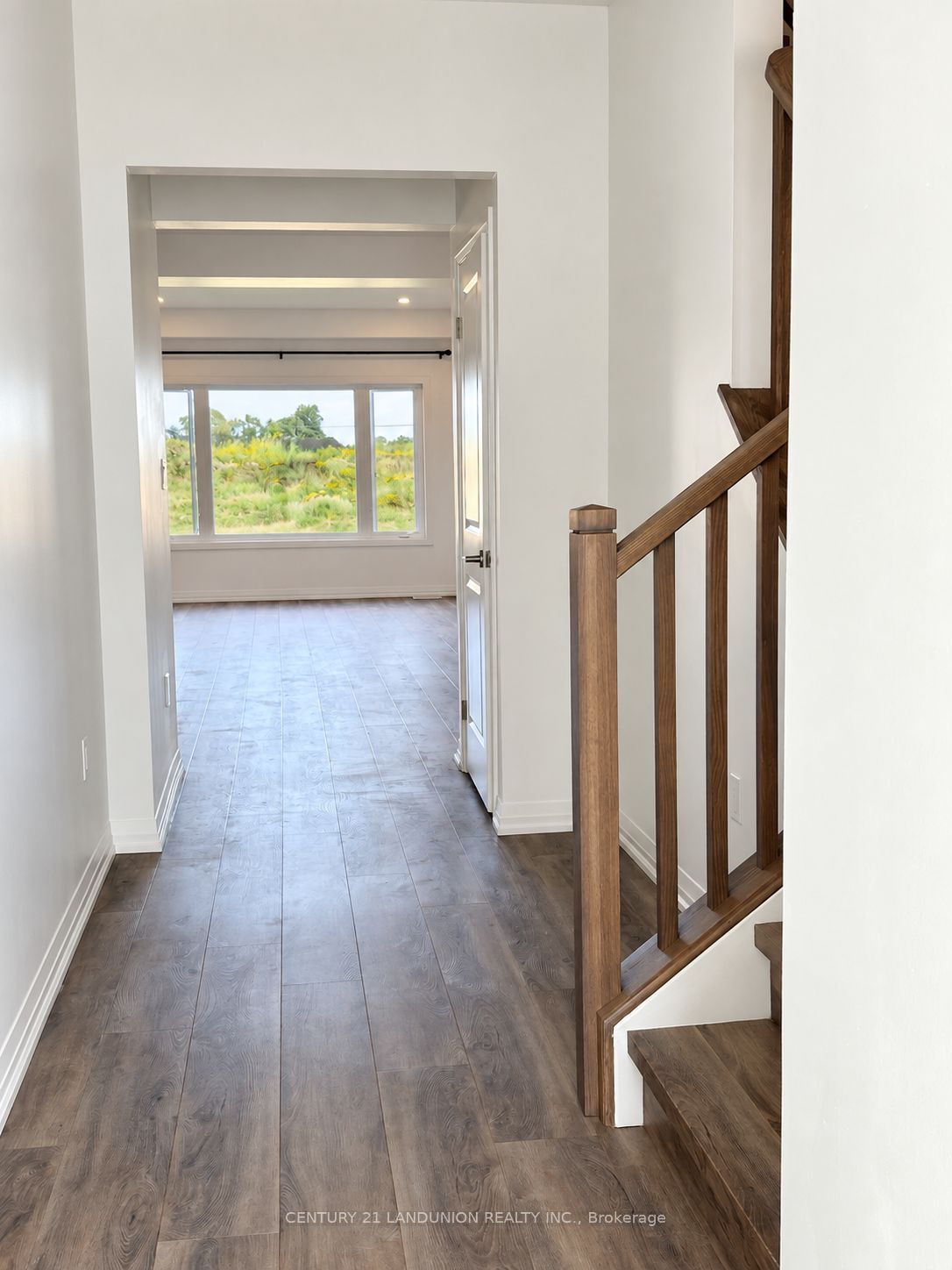 109 Acacia Road Property Photo 6