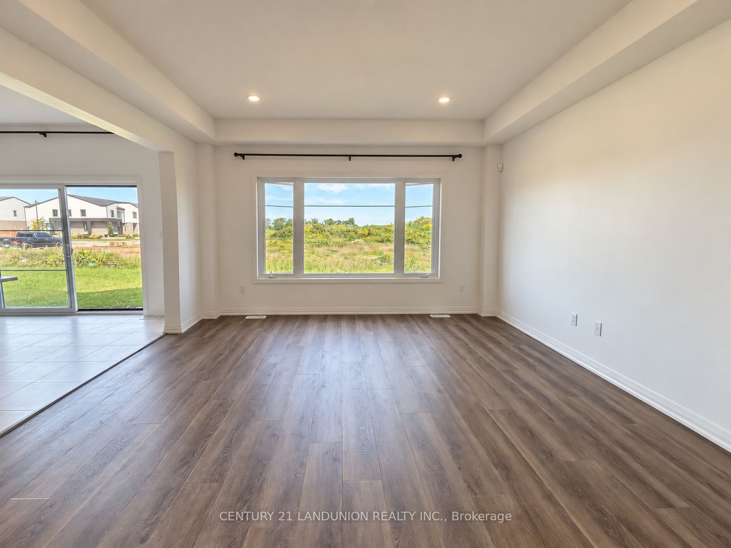 109 Acacia Road Property Photo 8