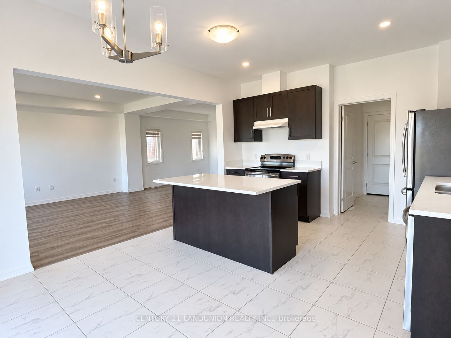 109 Acacia Road Property Photo 13