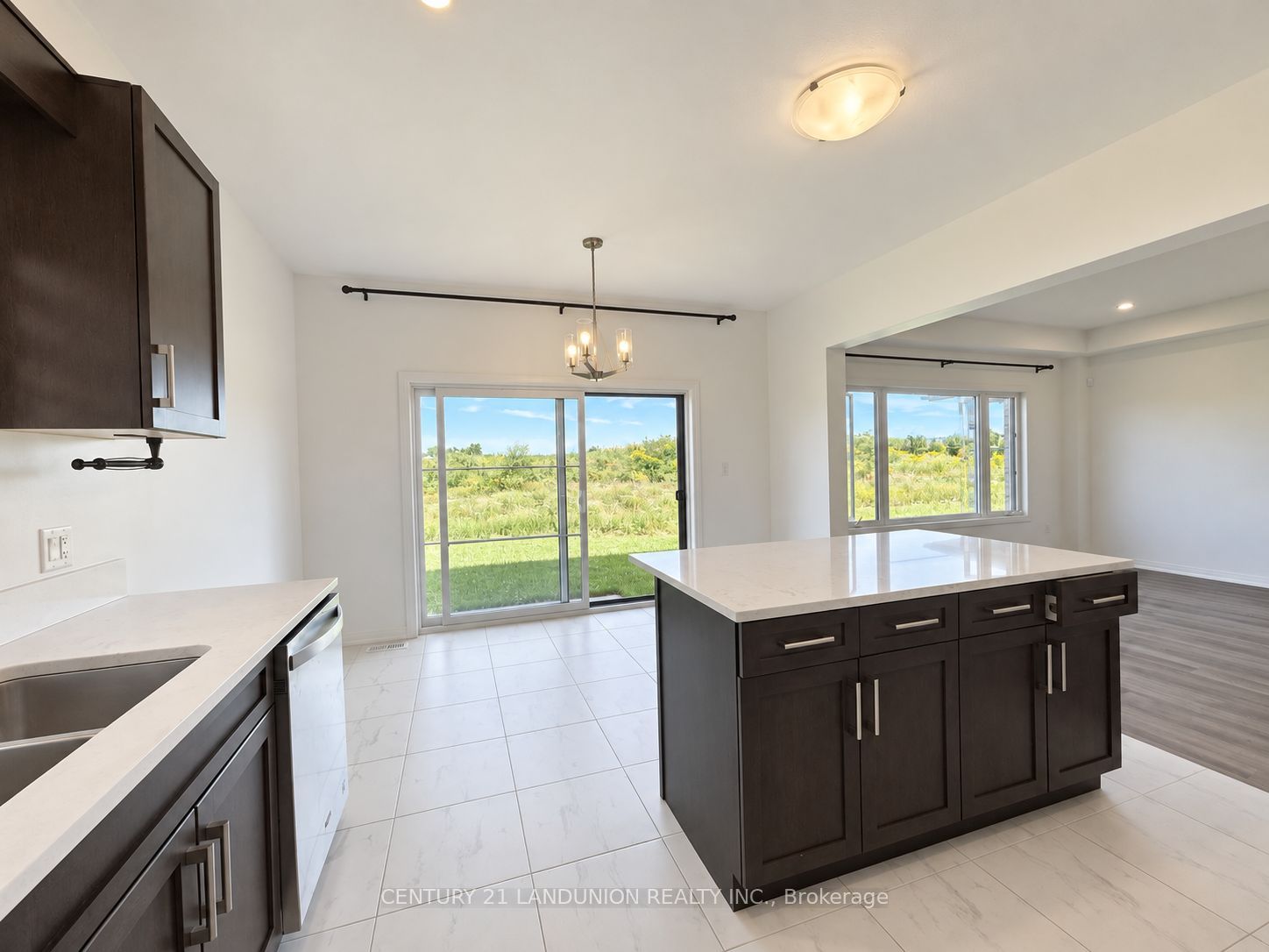 109 Acacia Road Property Photo 14