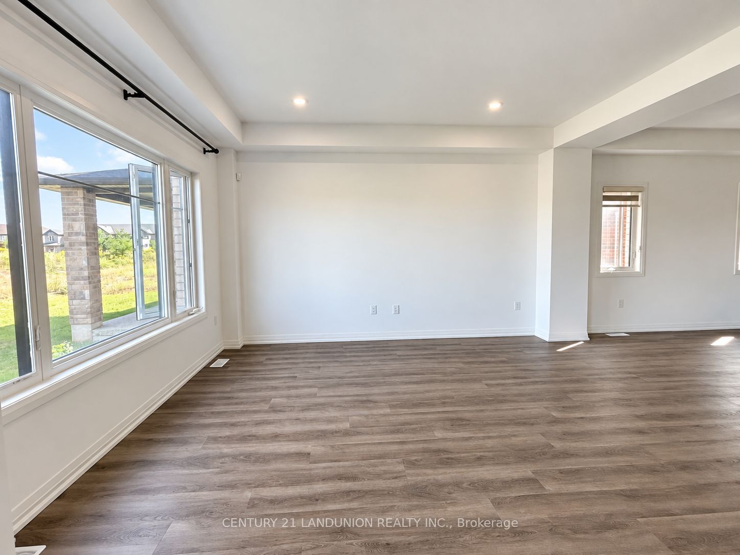 109 Acacia Road Property Photo 17