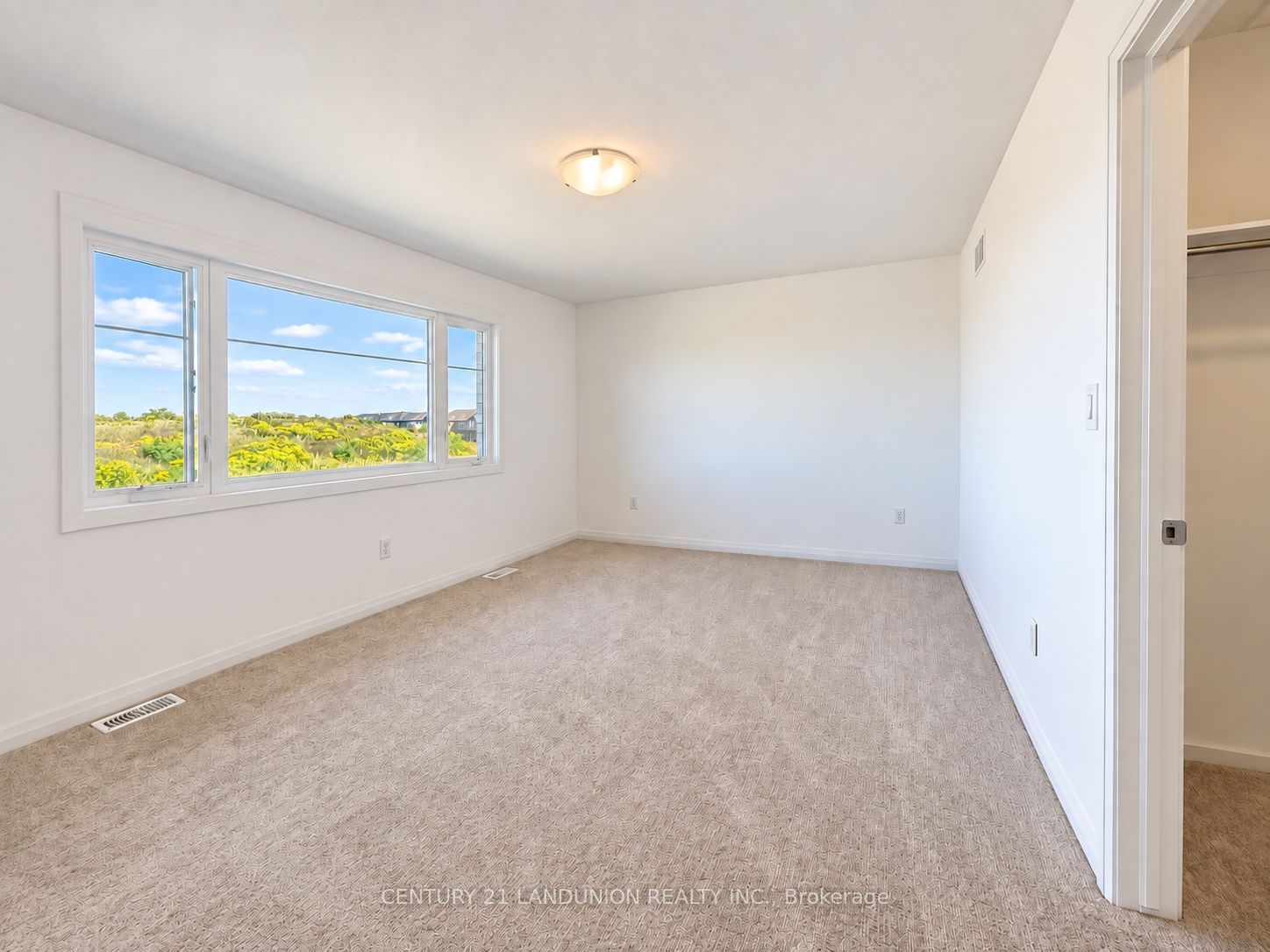 109 Acacia Road Property Photo 22