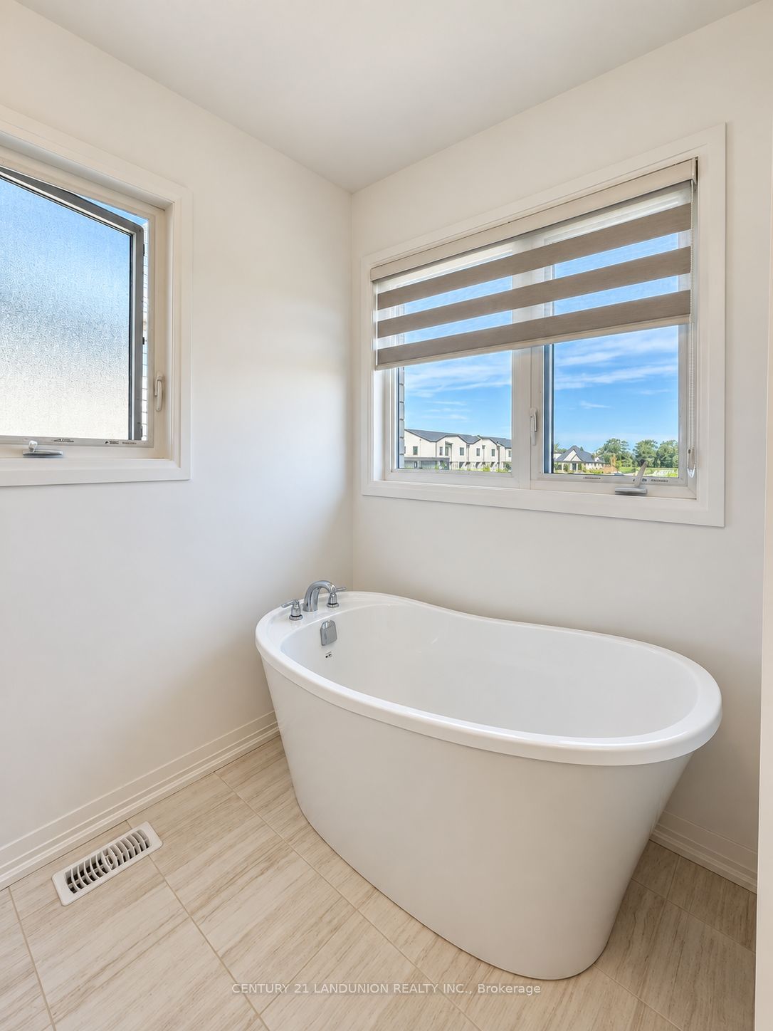 109 Acacia Road Property Photo 25