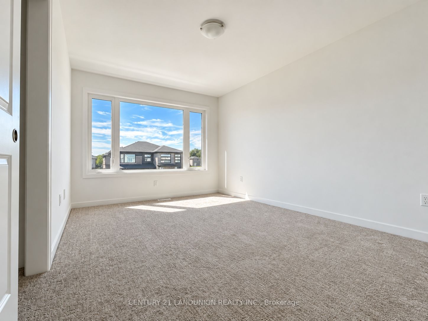 109 Acacia Road Property Photo 31