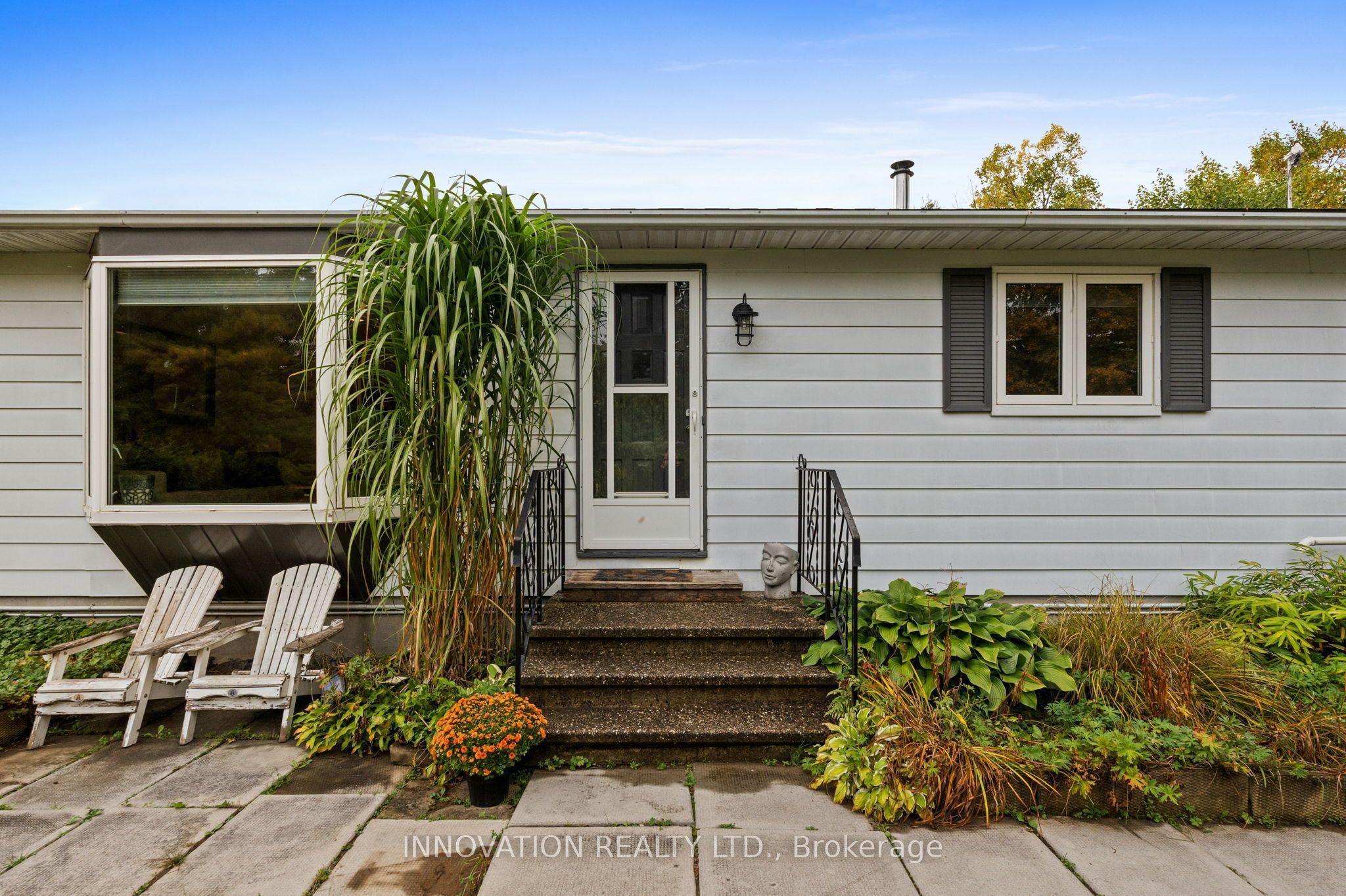 2863 John Shaw Road Property Photo 3