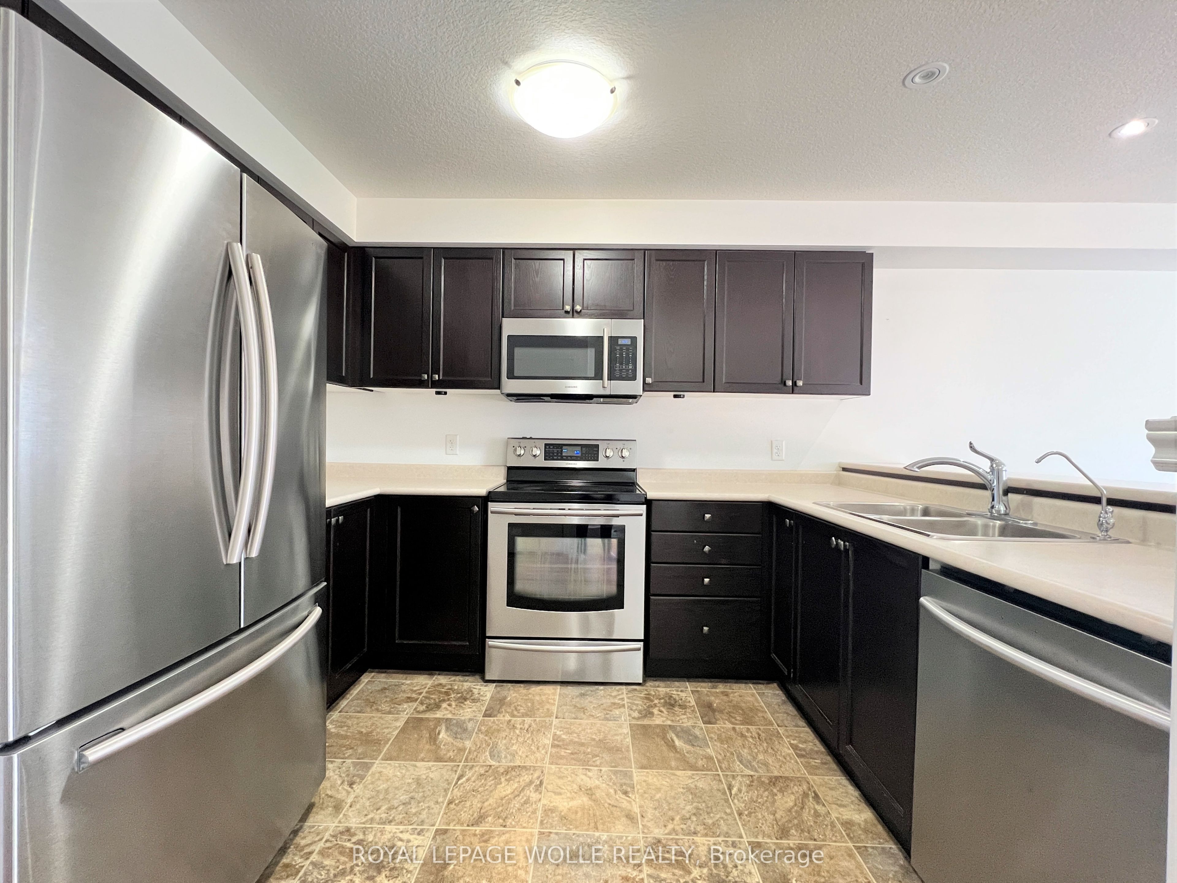 46 Renfrew Street Property Photo 6