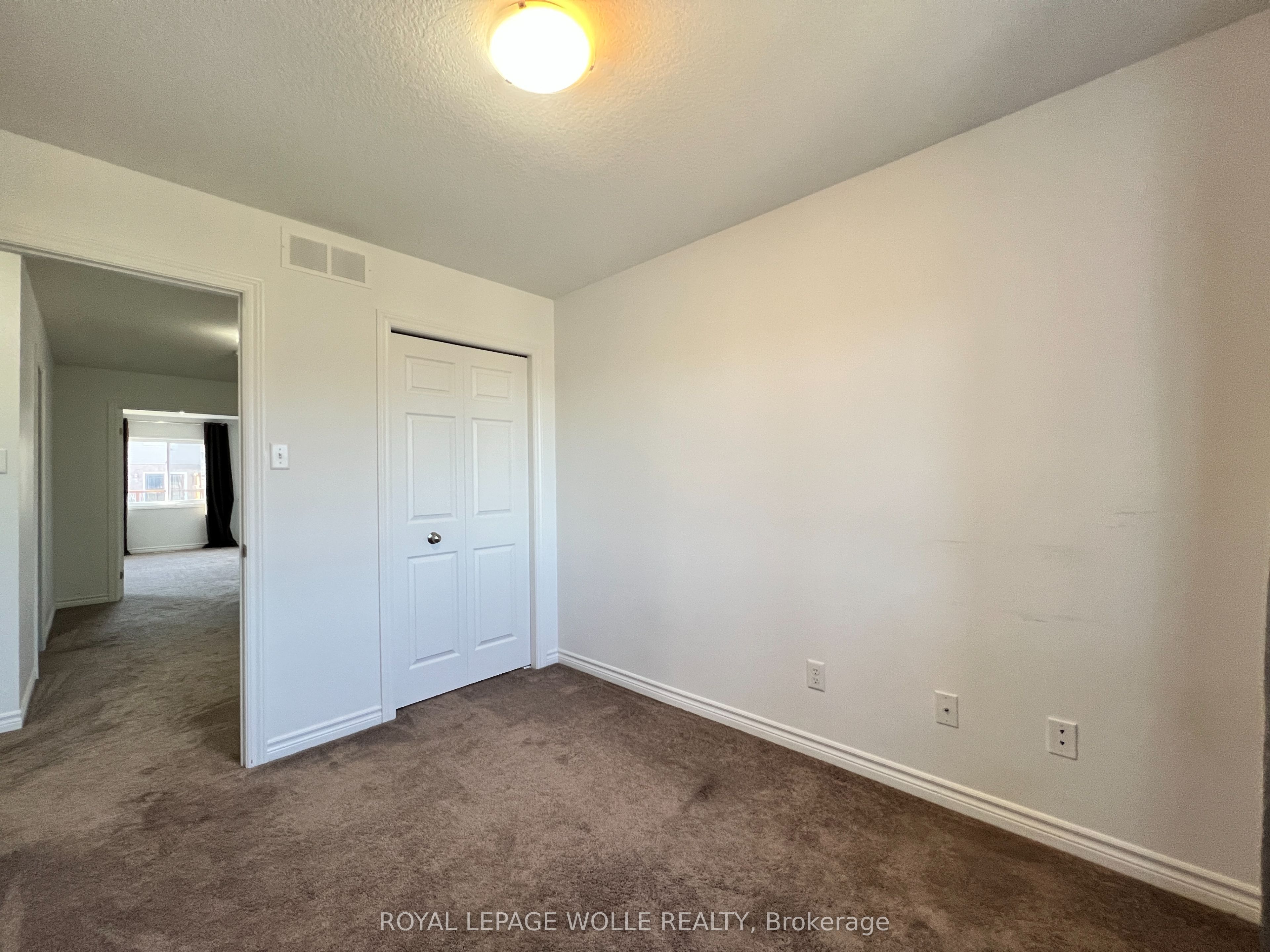 46 Renfrew Street Property Photo 26