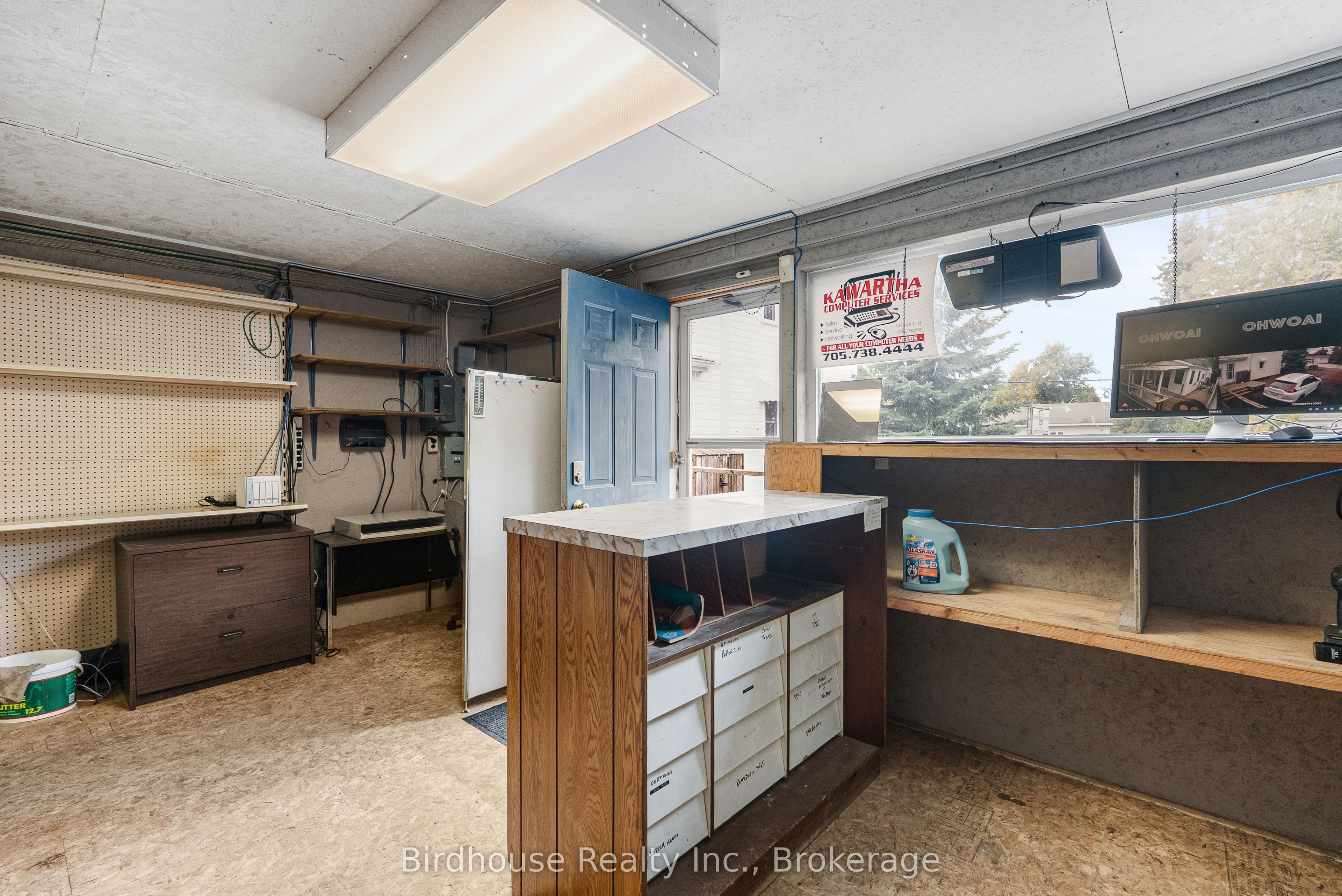 147 East Street N Property Photo 26