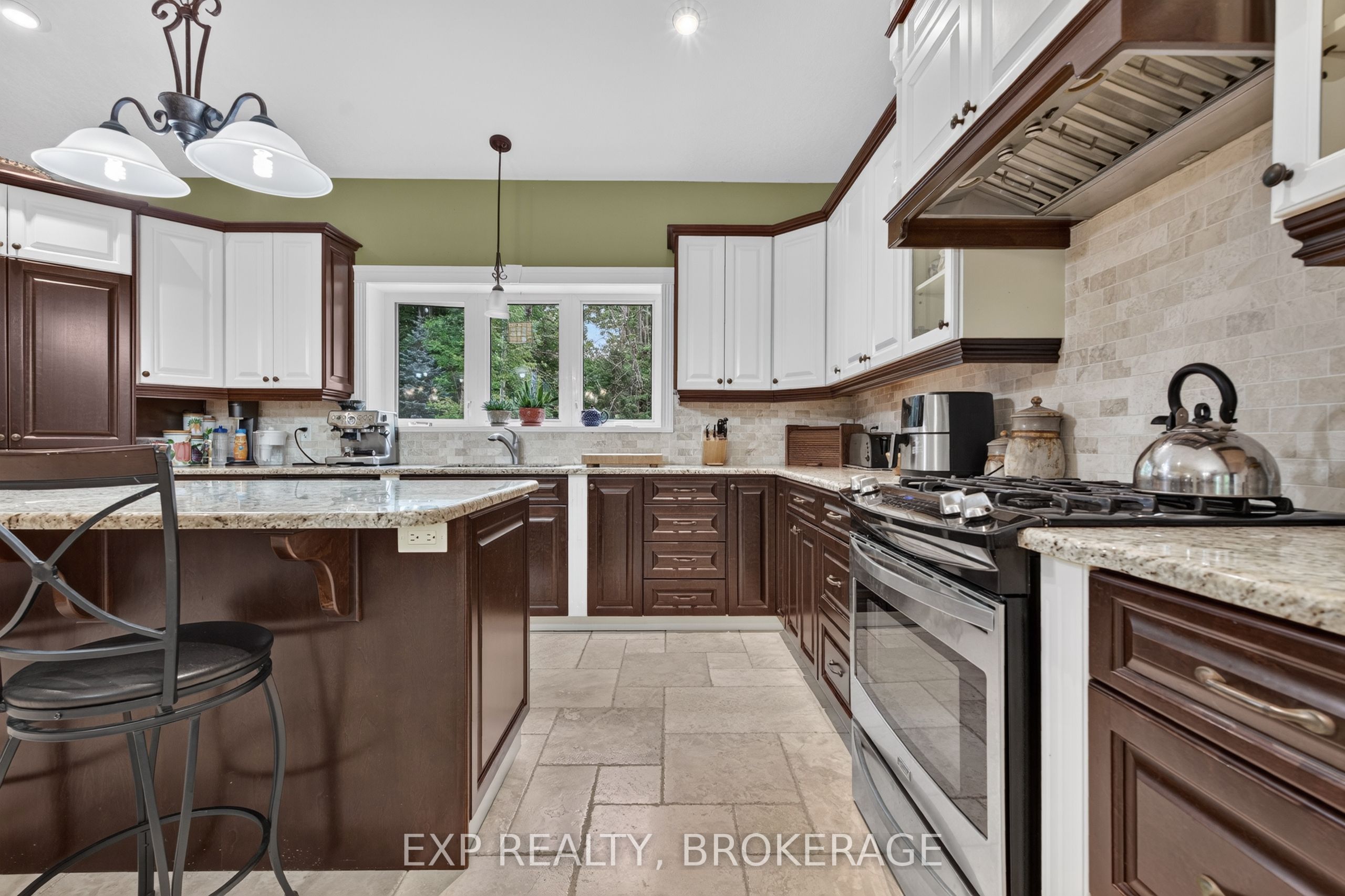 5962 Highway 15 Property Photo 6