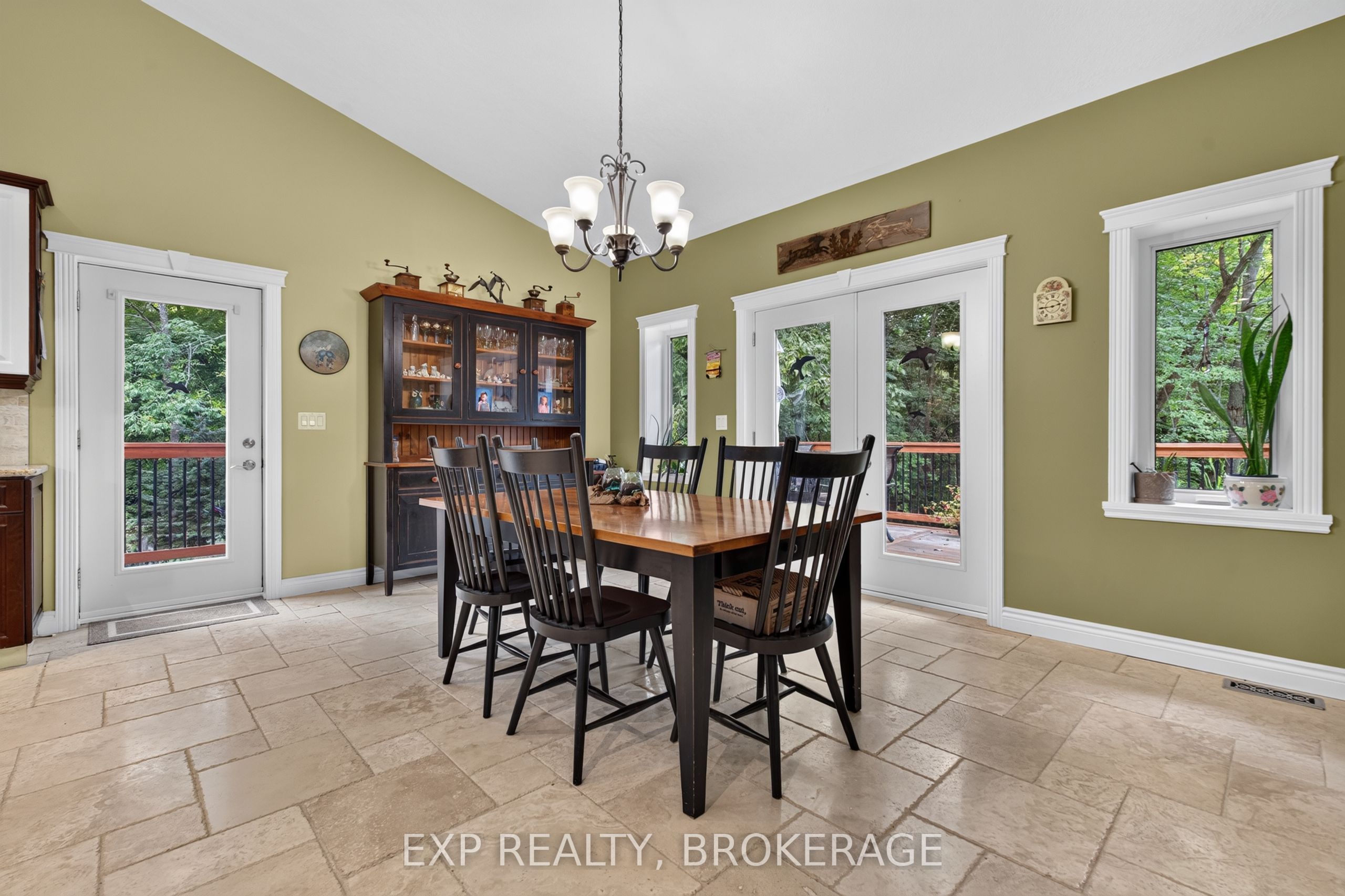 5962 Highway 15 Property Photo 9