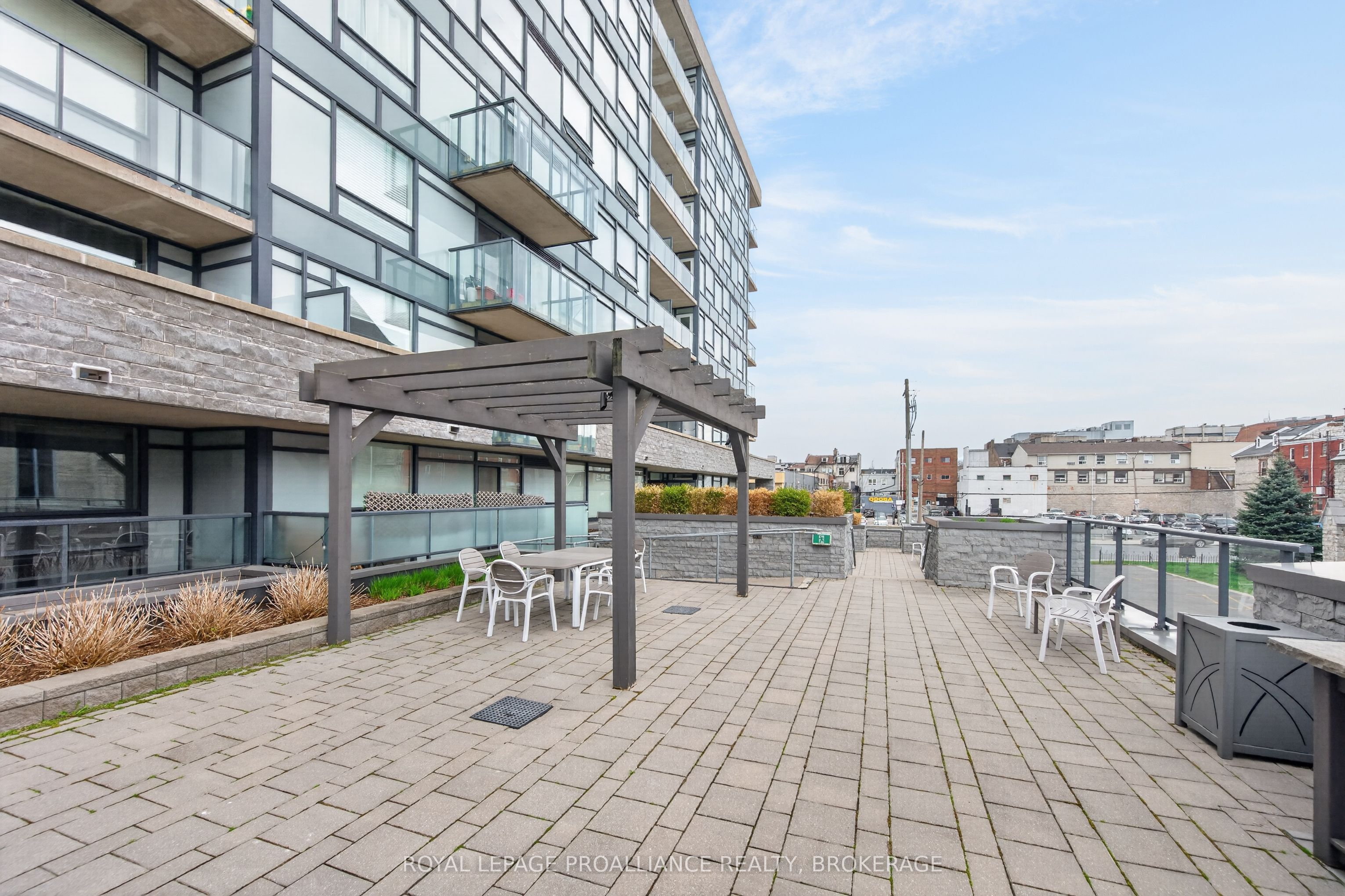 121 Queen Street A2 Property Photo 24