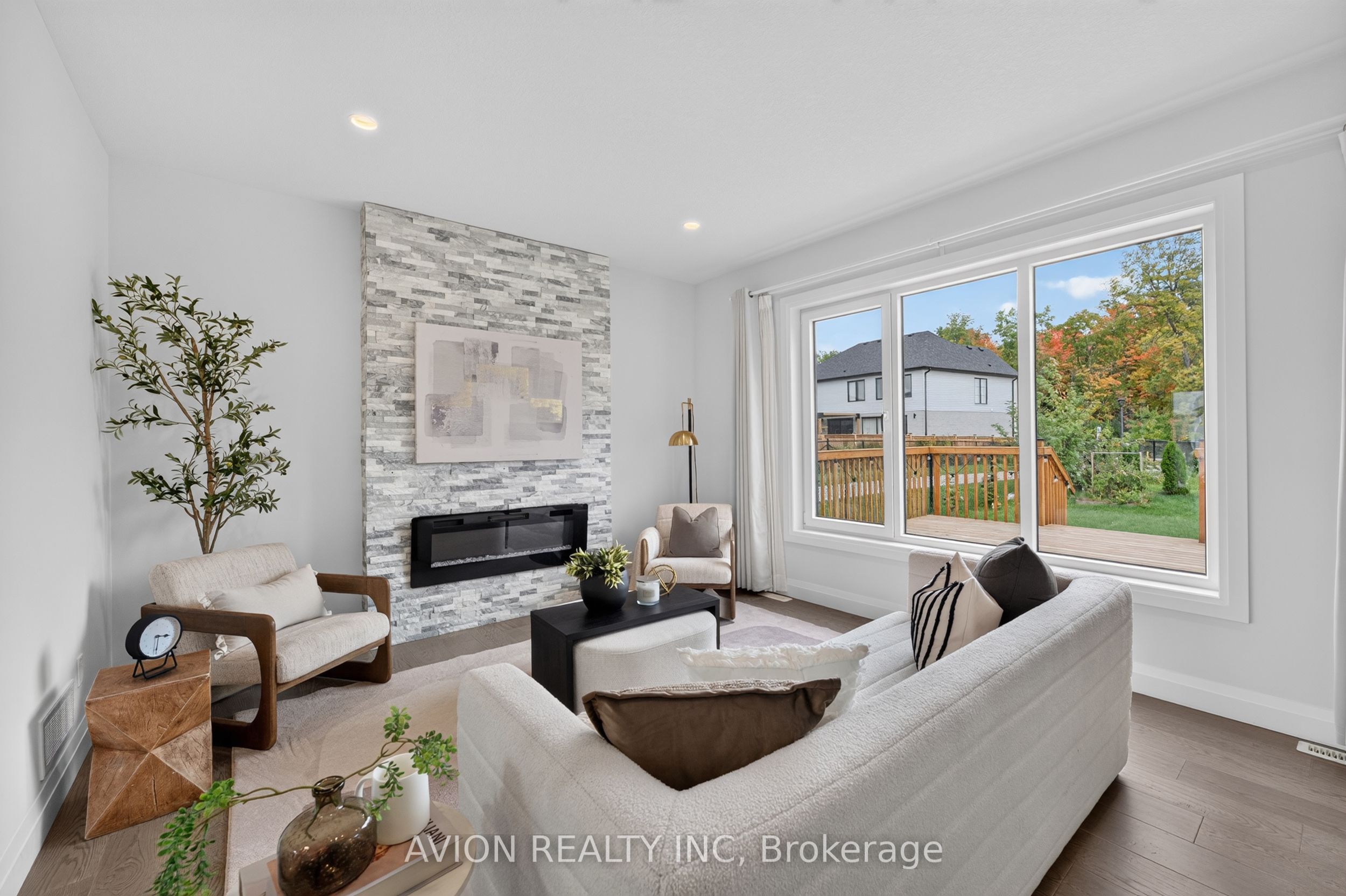 1779 Applerock Avenue Property Photo 6