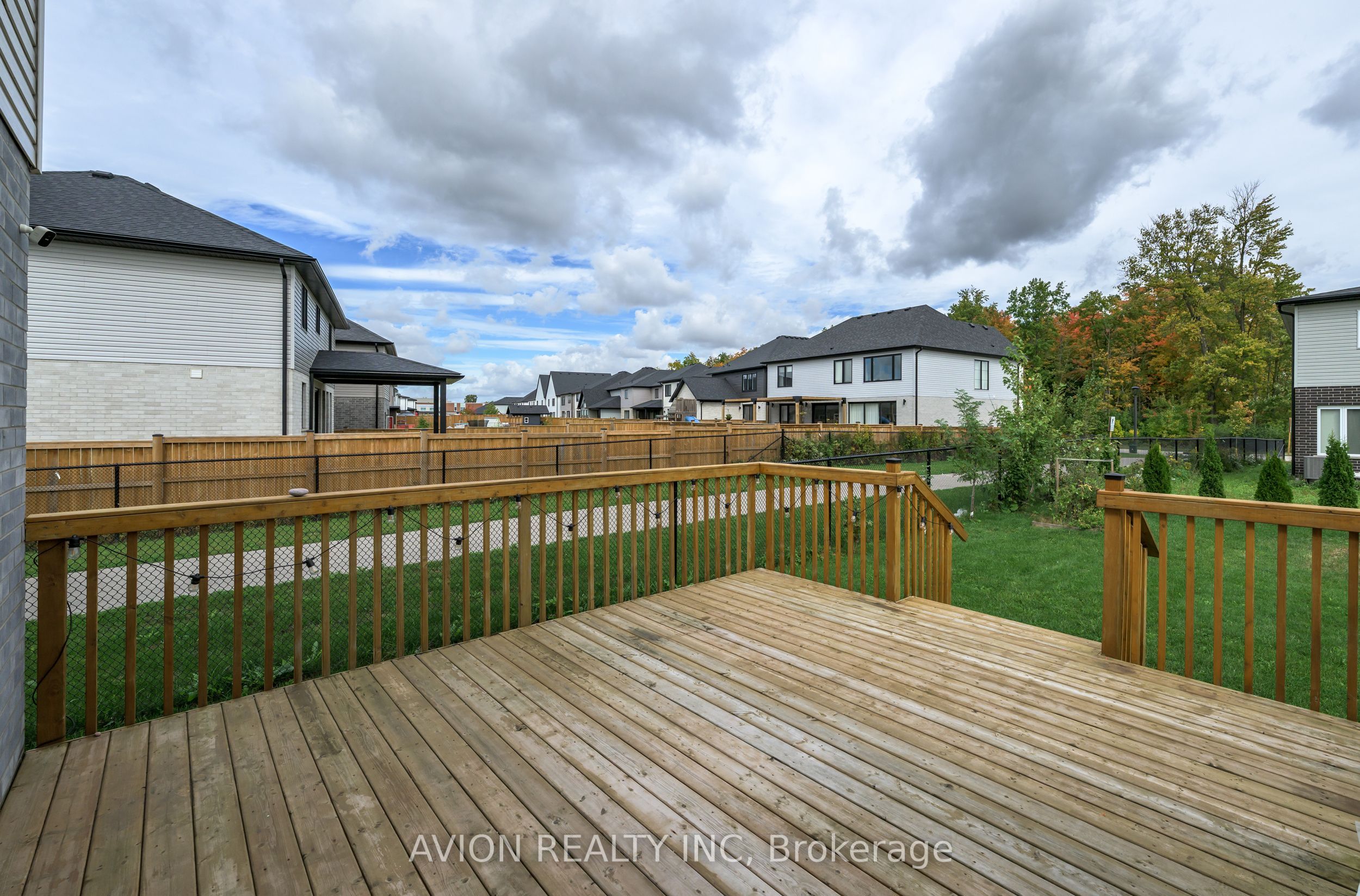 1779 Applerock Avenue Property Photo 33