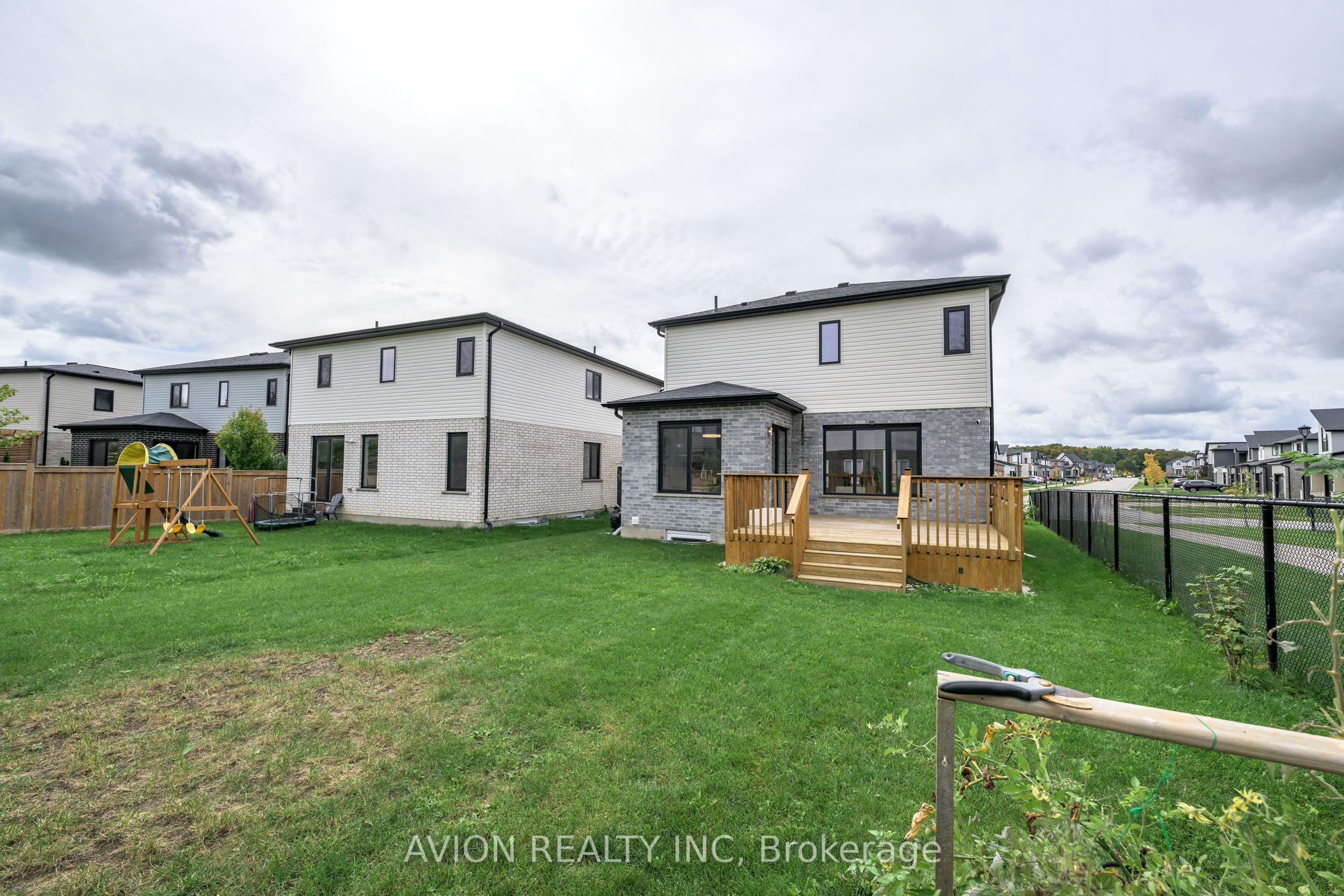 1779 Applerock Avenue Property Photo 36