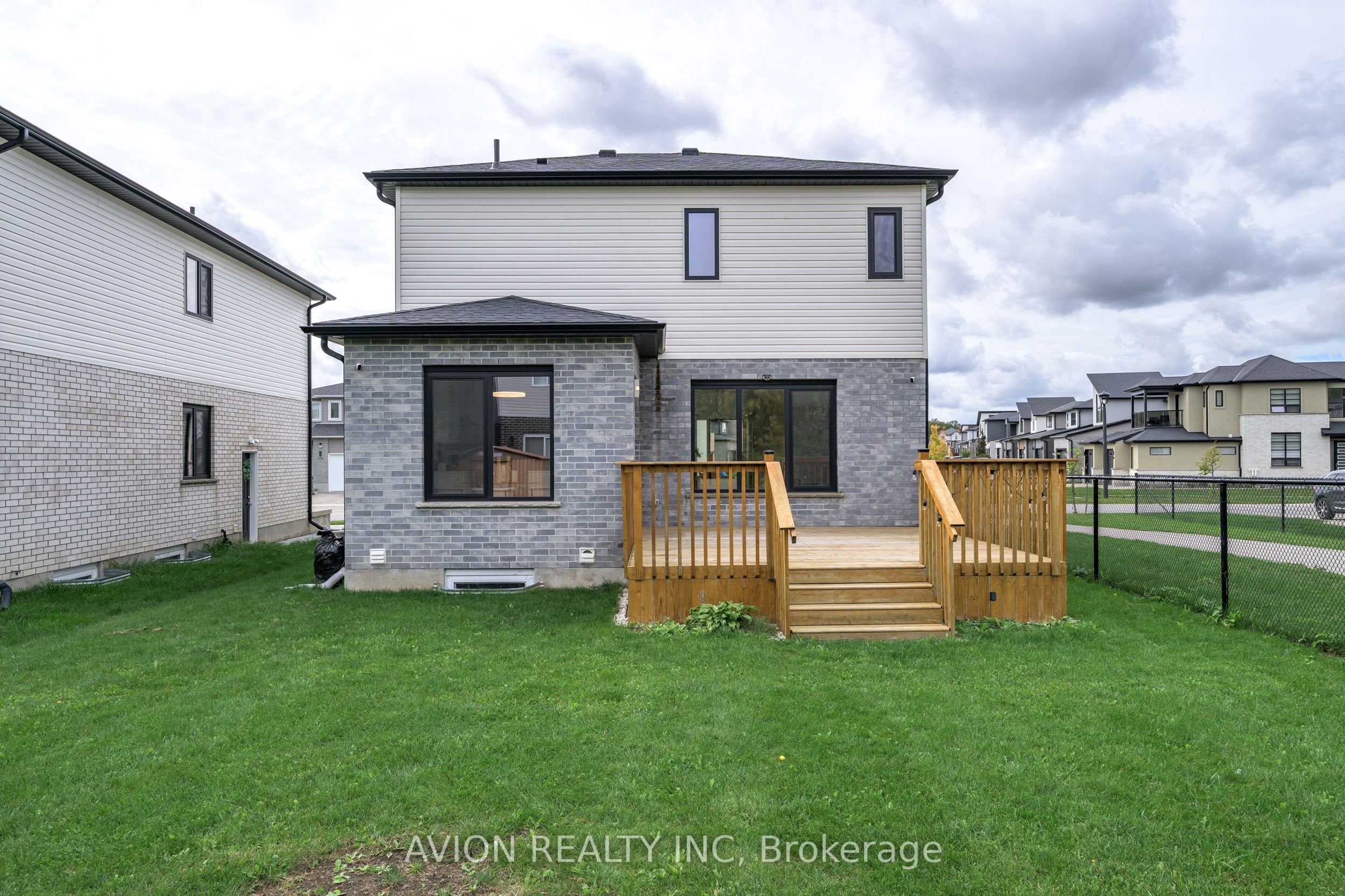 1779 Applerock Avenue Property Photo 37