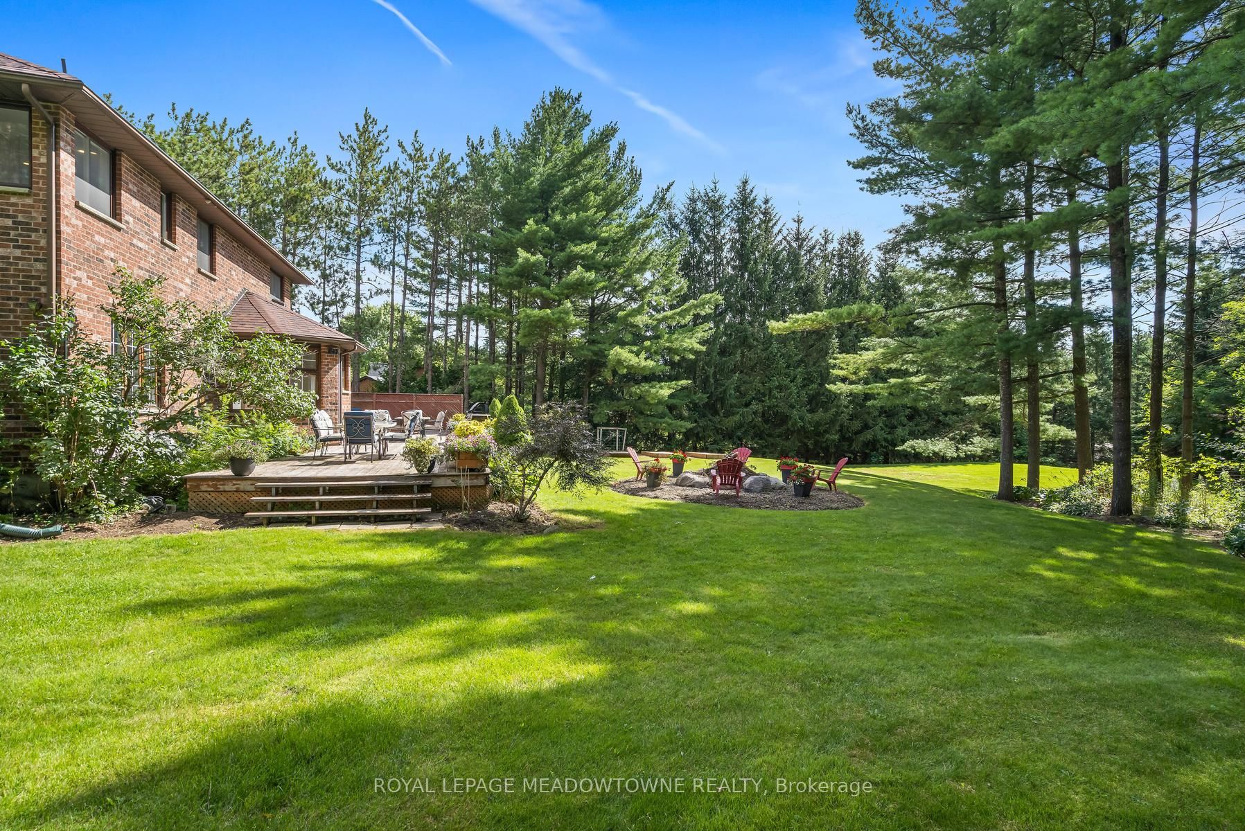 4 Pine Ridge Road Property Photo 2