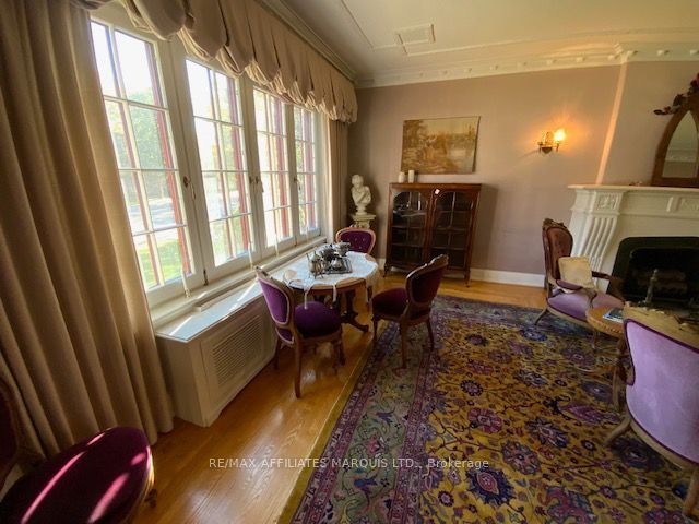 425 Second St. E Street E Property Photo 8