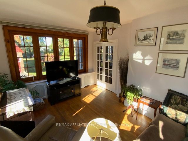 425 Second St. E Street E Property Photo 18