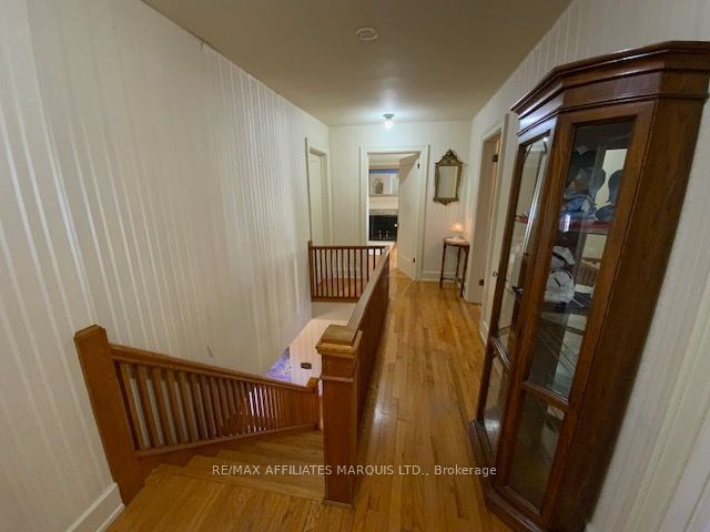 425 Second St. E Street E Property Photo 19