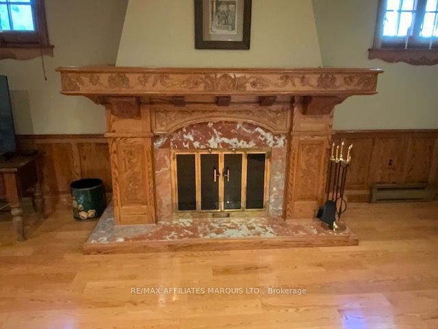 425 Second St. E Street E Property Photo 32