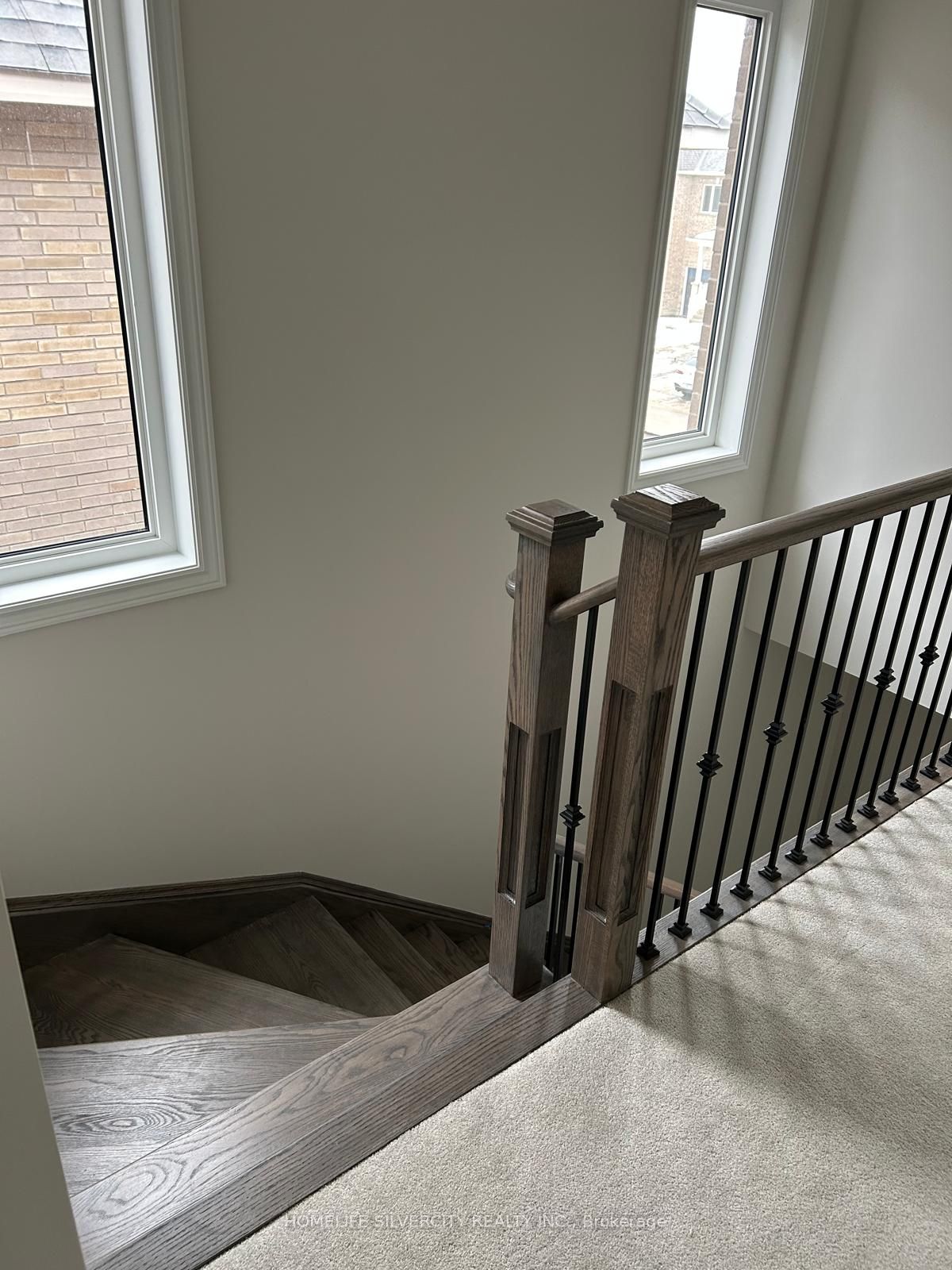 76 Baker Street Property Photo 9