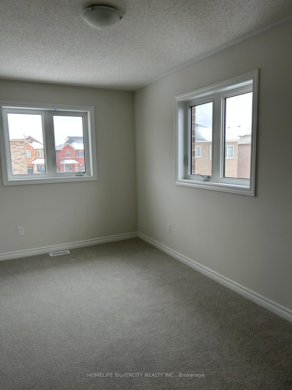76 Baker Street Property Photo 11