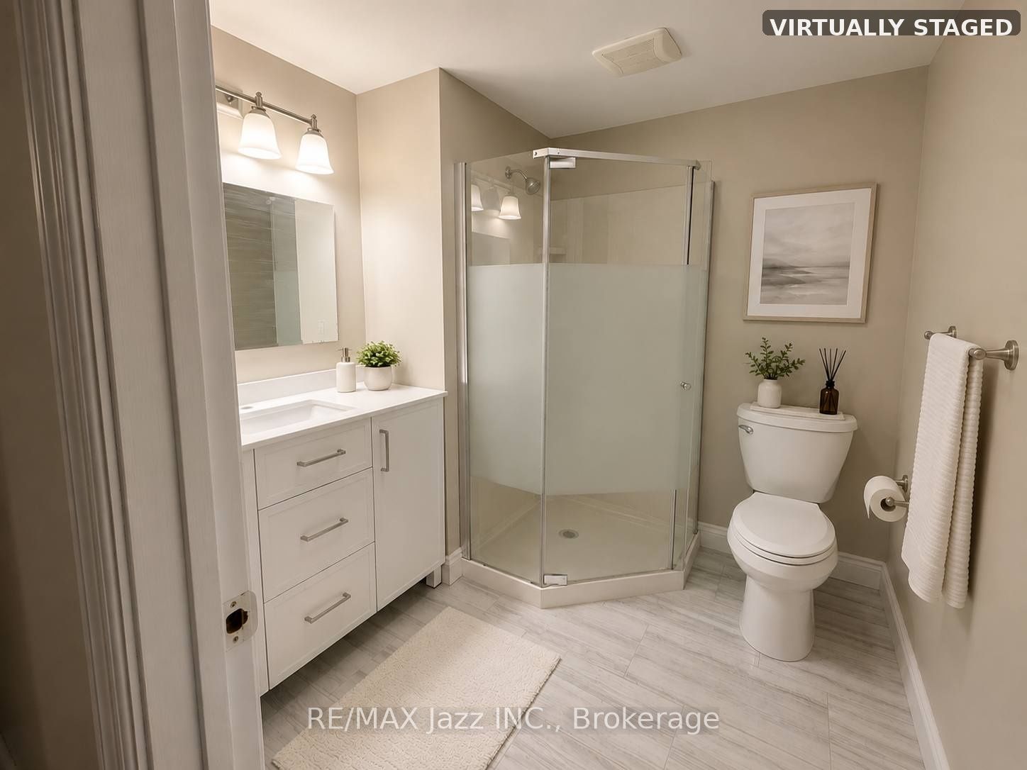 624 Stewart Street B Property Photo 14