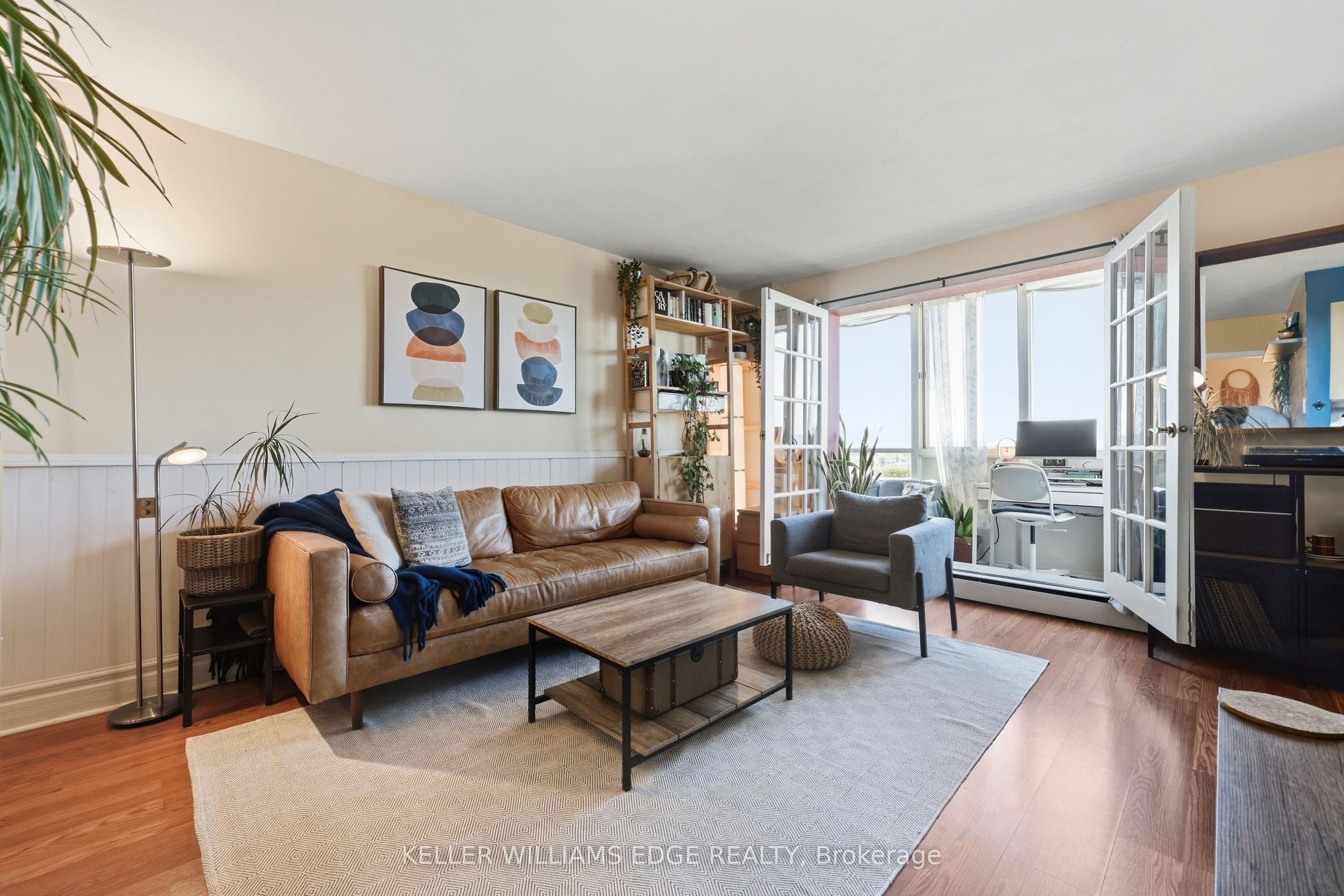 101 Queen Street S 704 Property Photo 2