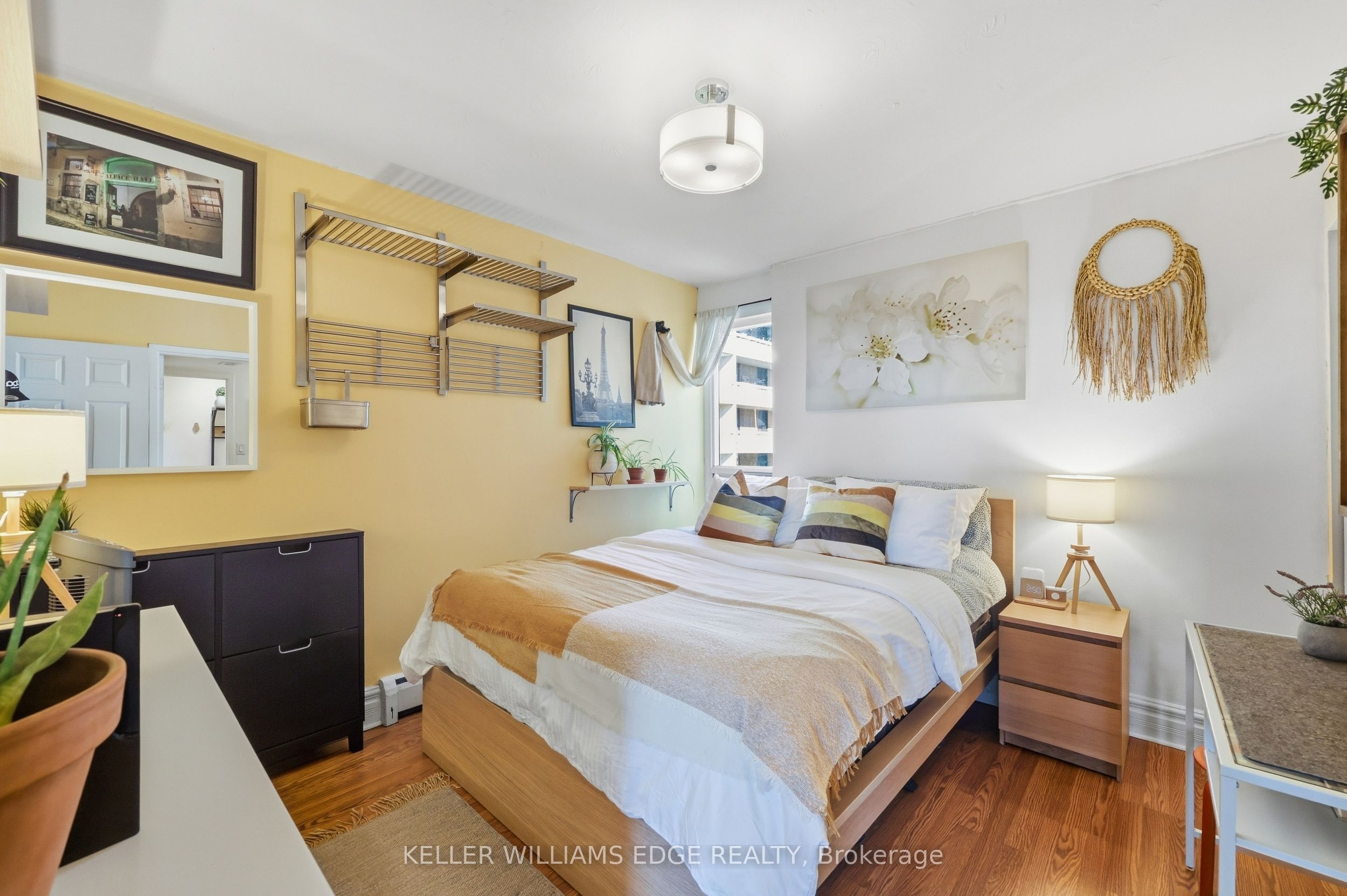 101 Queen Street S 704 Property Photo 6