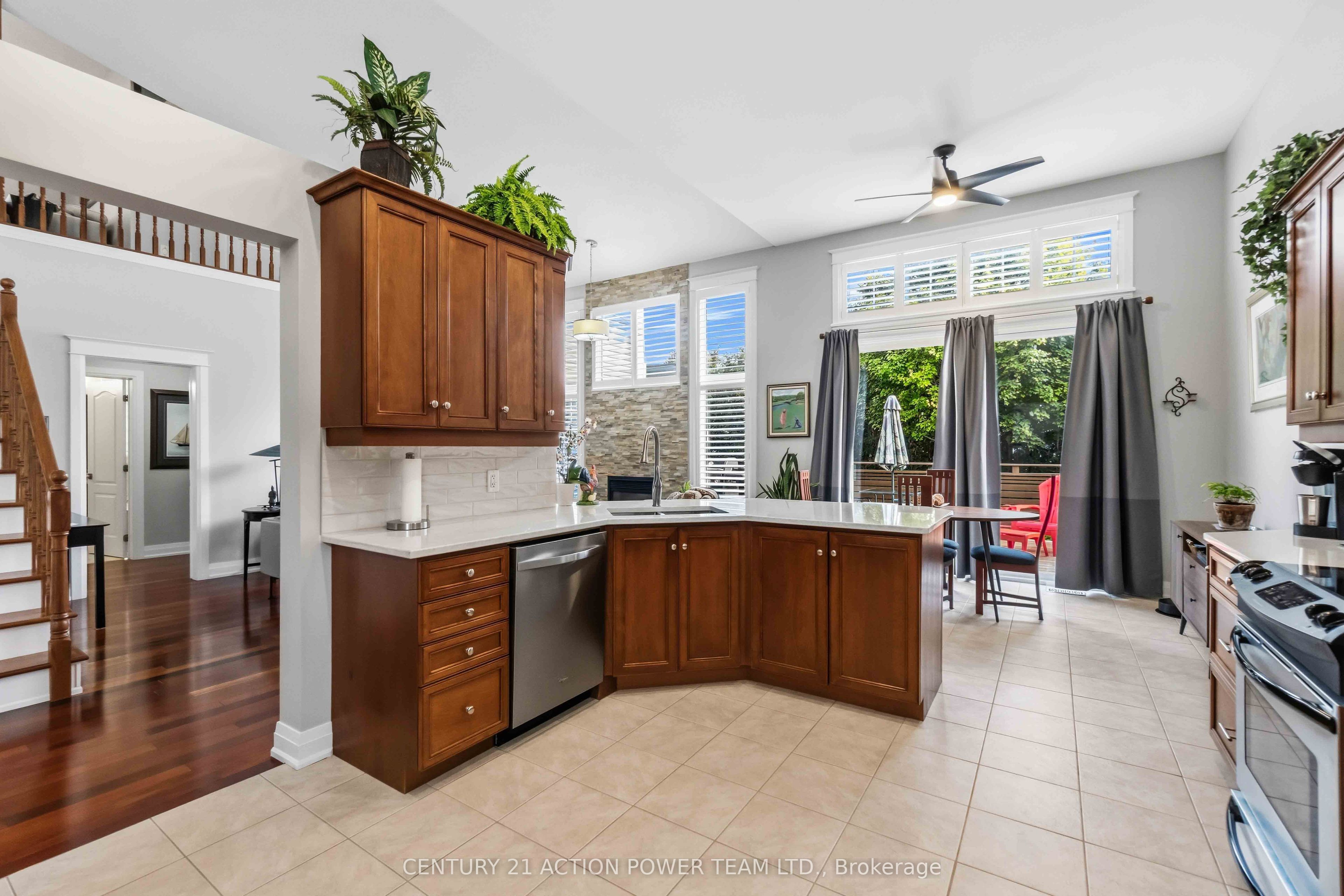 83 Blackshire Circle Property Photo 11