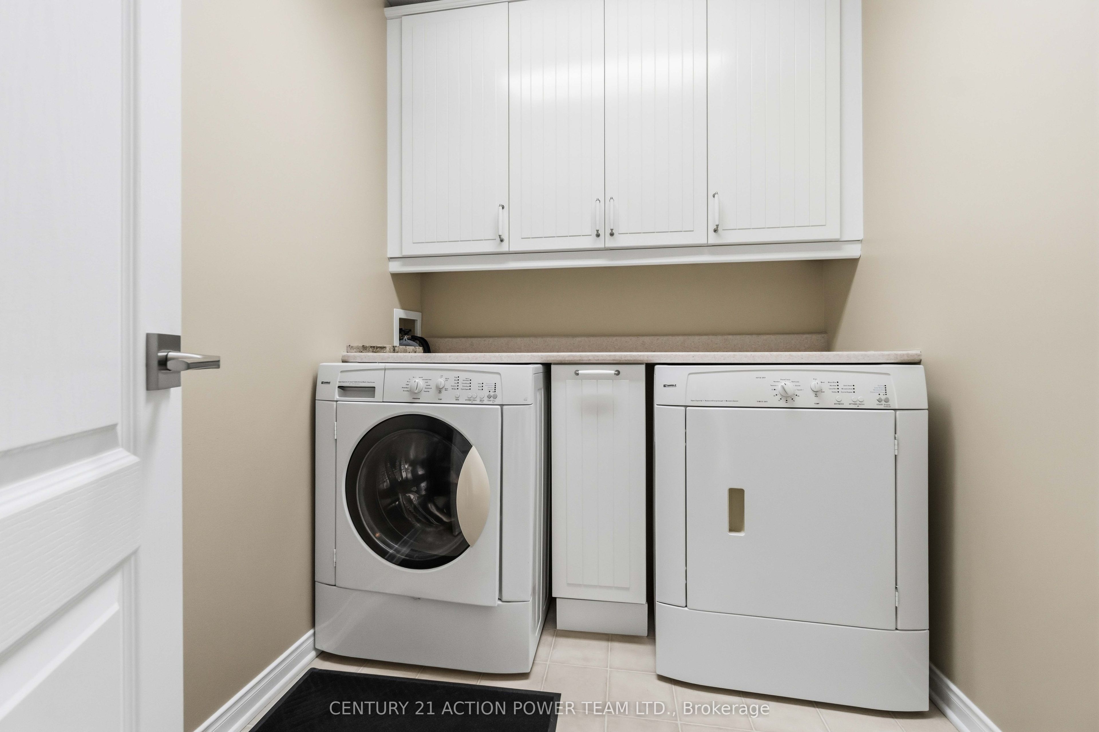 83 Blackshire Circle Property Photo 35