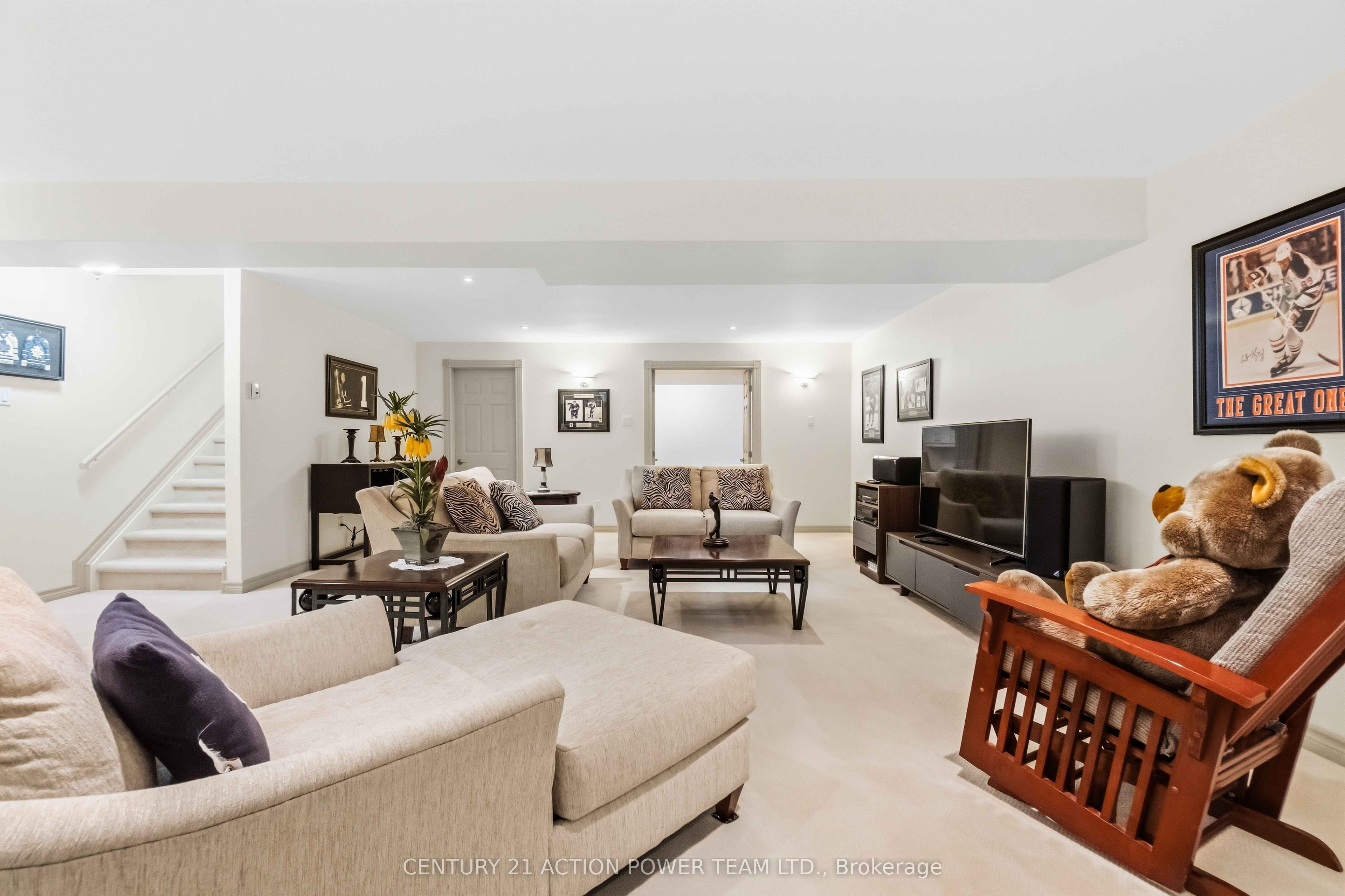 83 Blackshire Circle Property Photo 38