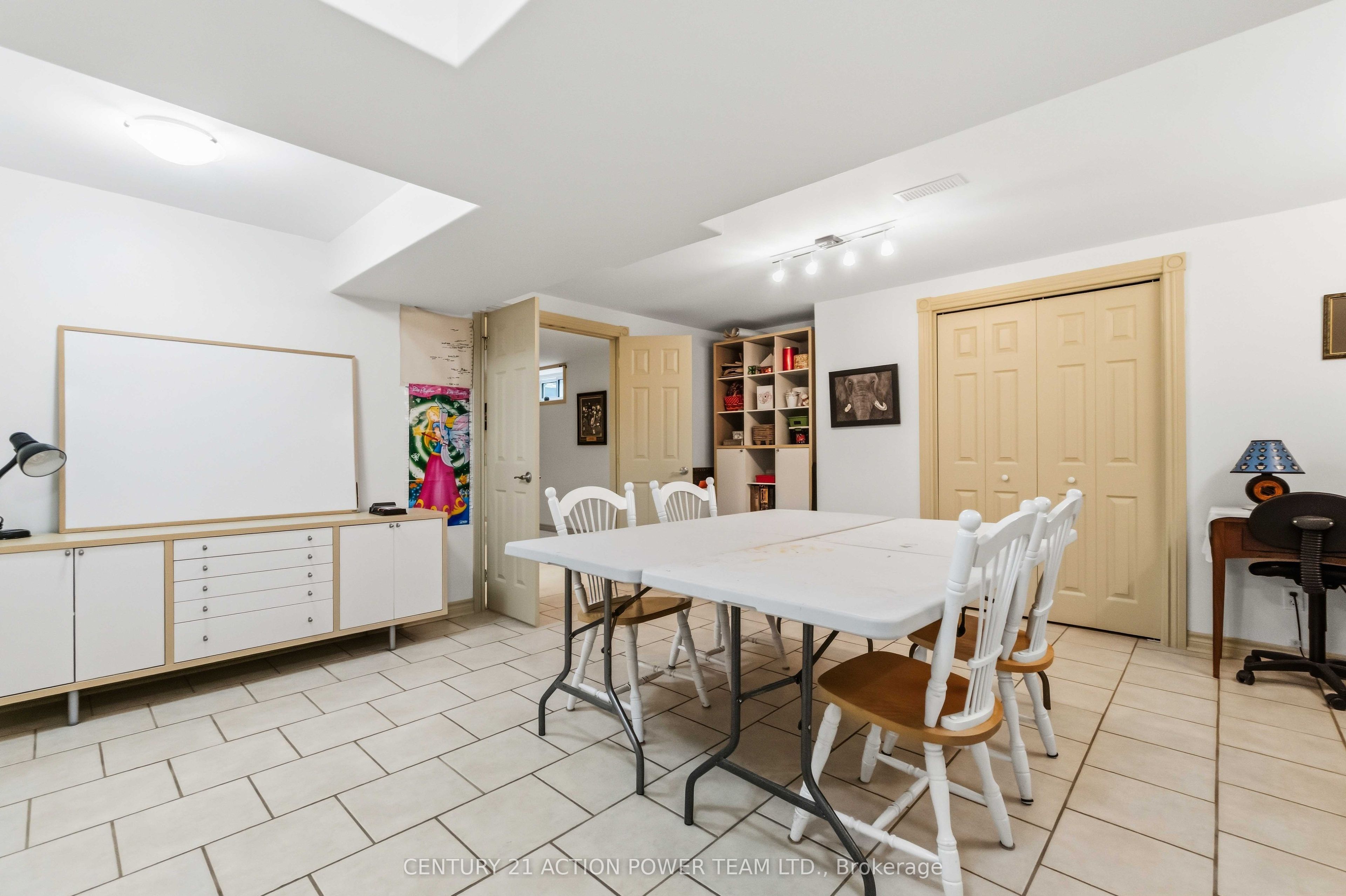 83 Blackshire Circle Property Photo 42