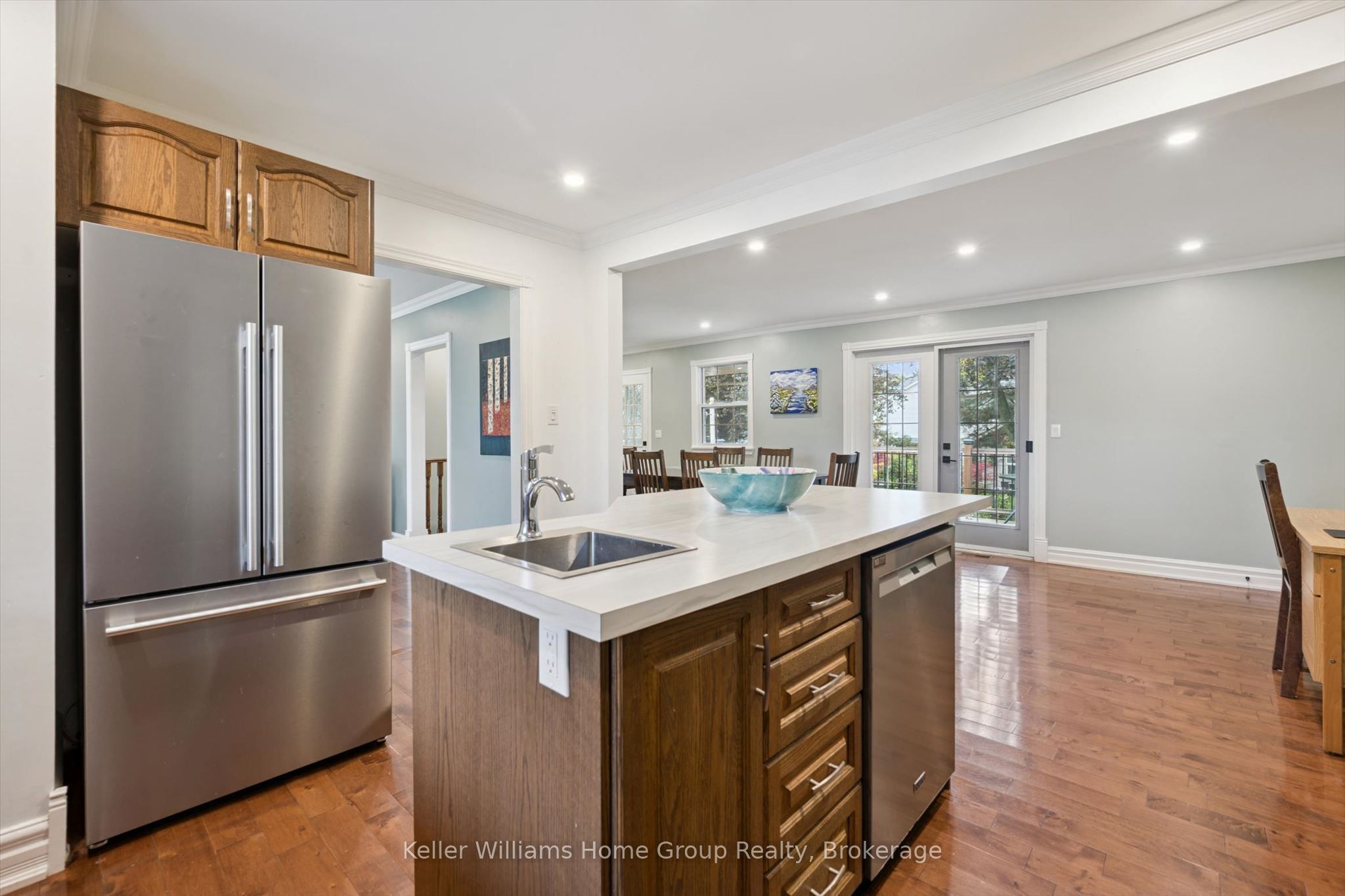 370 Gordon Street Property Photo 14