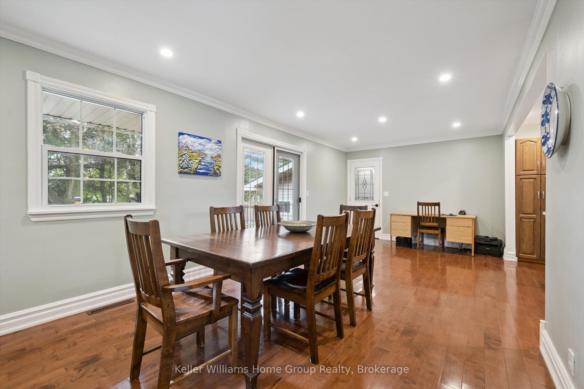370 Gordon Street Property Photo 16
