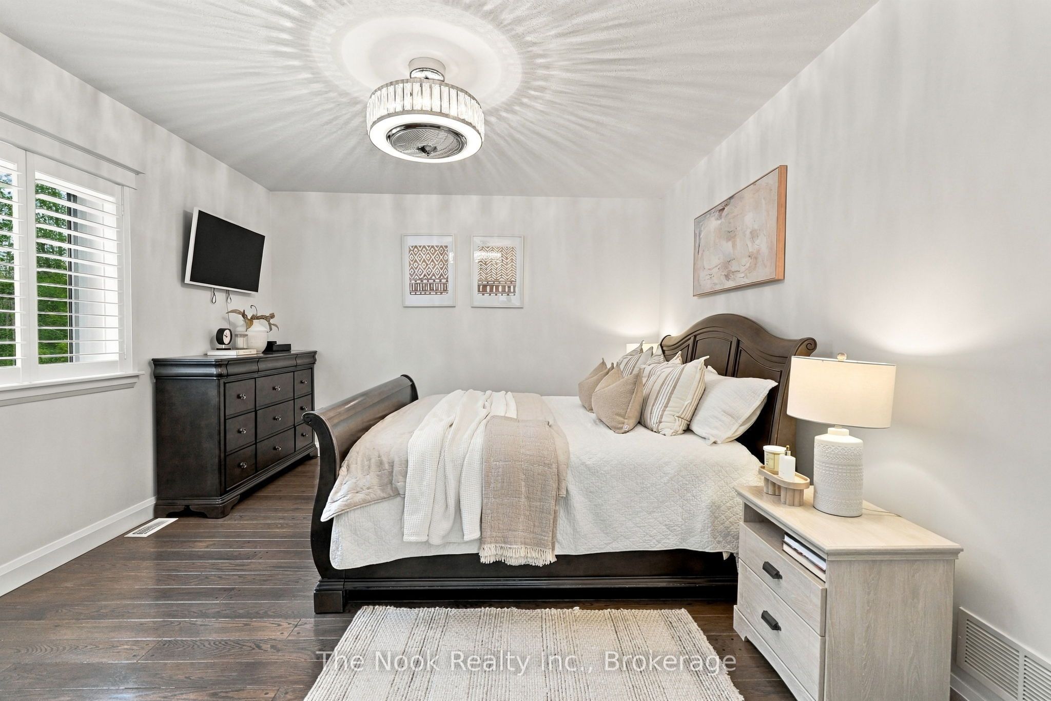 21611 Loyalist Parkway Property Photo 21