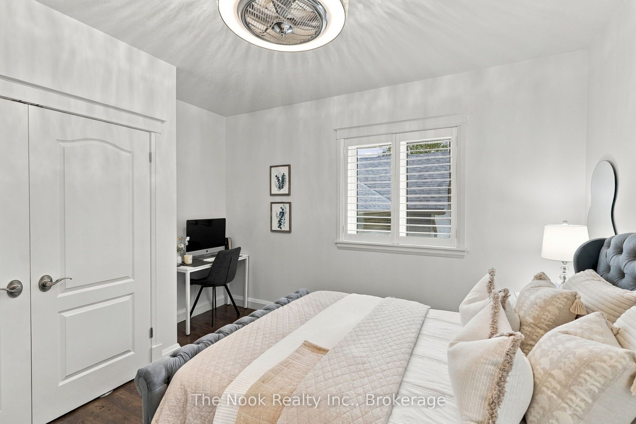 21611 Loyalist Parkway Property Photo 26