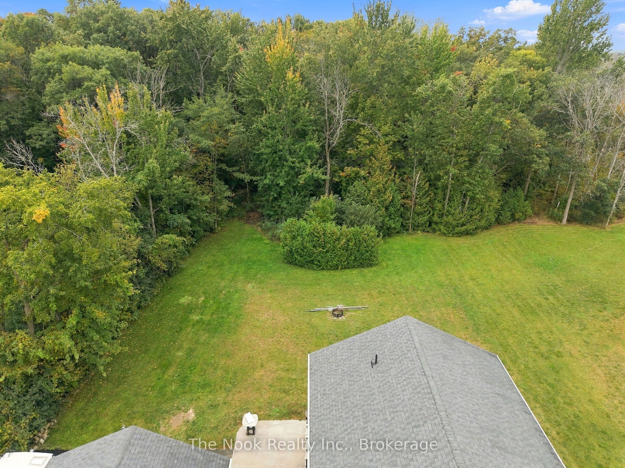 21611 Loyalist Parkway Property Photo 45