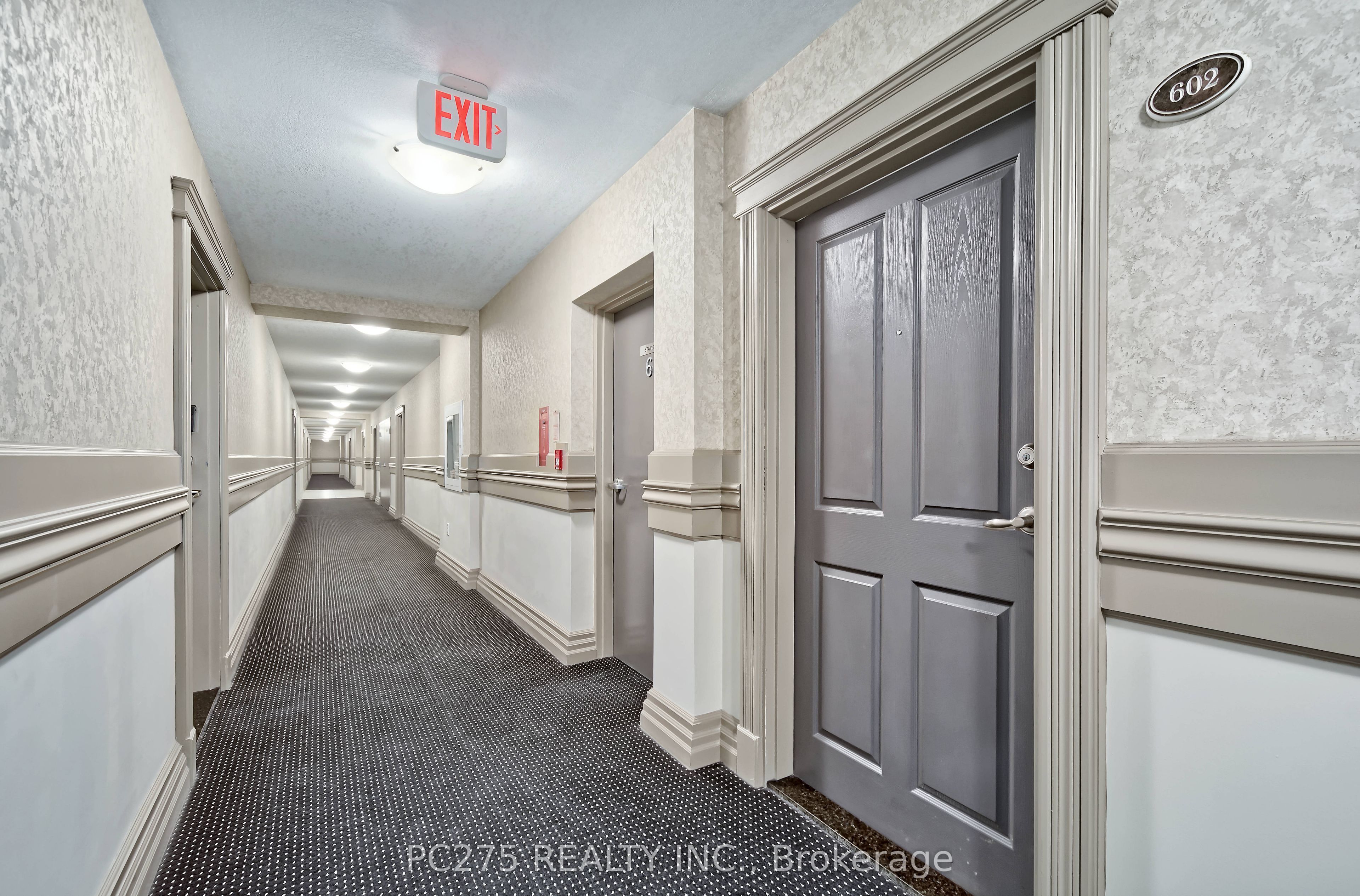 1030 Coronation Drive 602 Property Photo 4