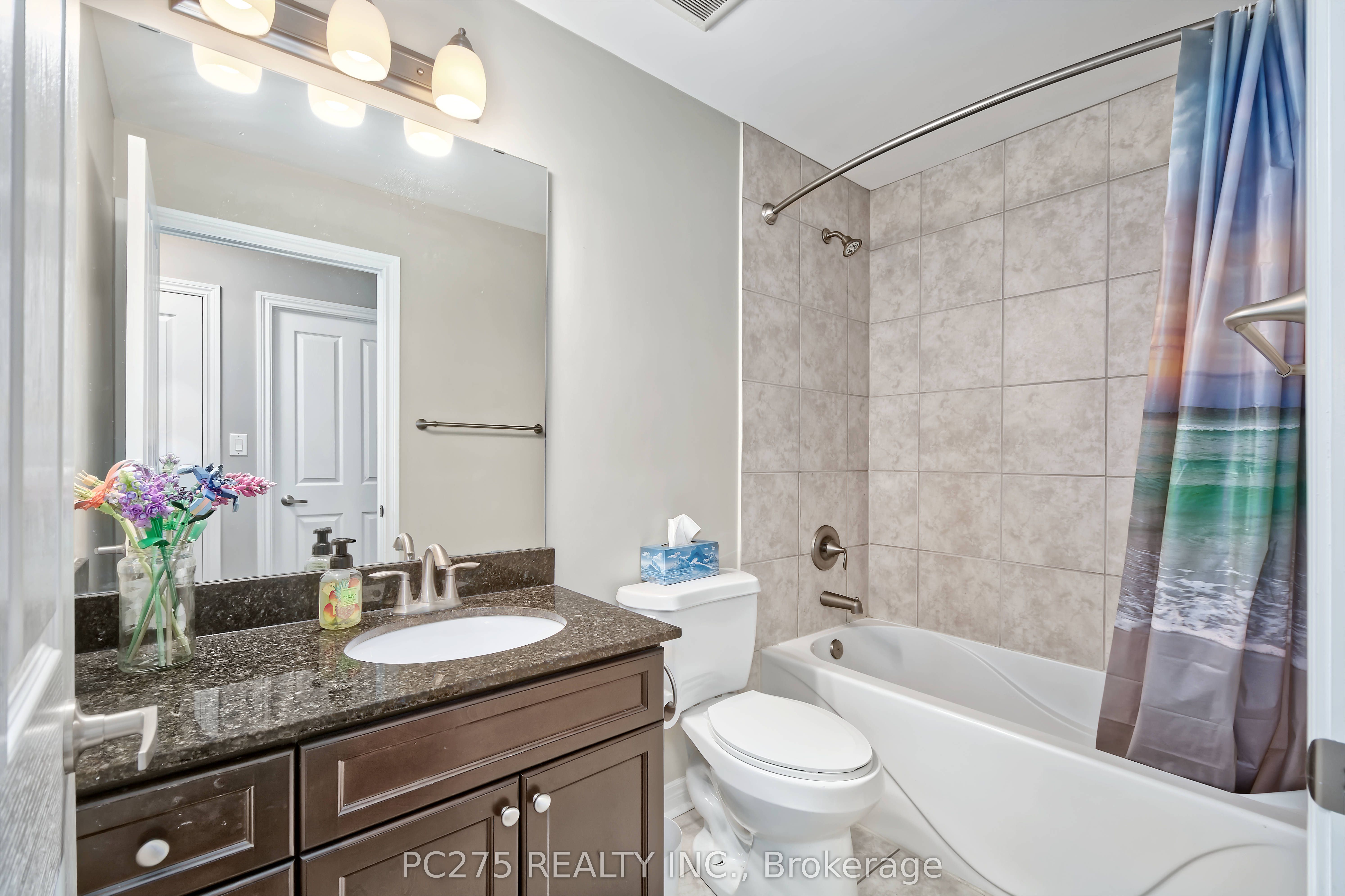 1030 Coronation Drive 602 Property Photo 13