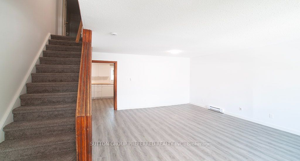 311 Vesta Road 16 Property Photo 3