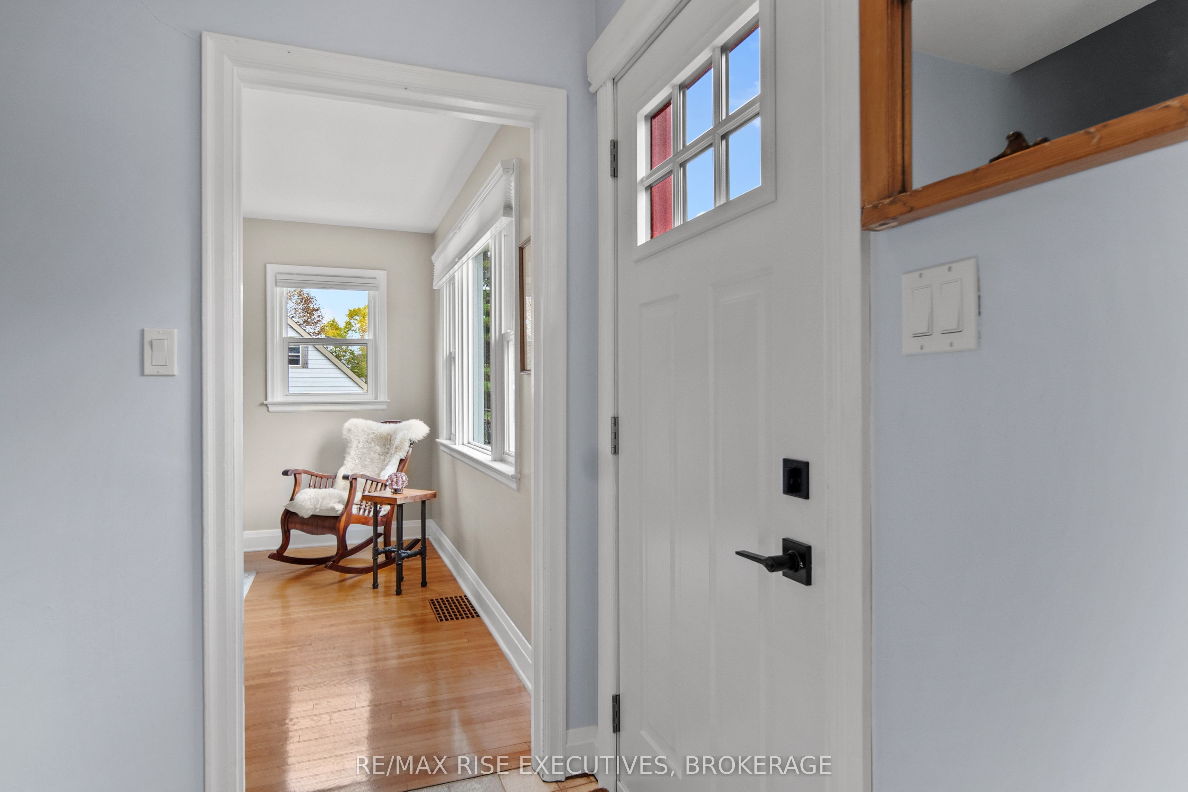 130 Florence Street Property Photo 4