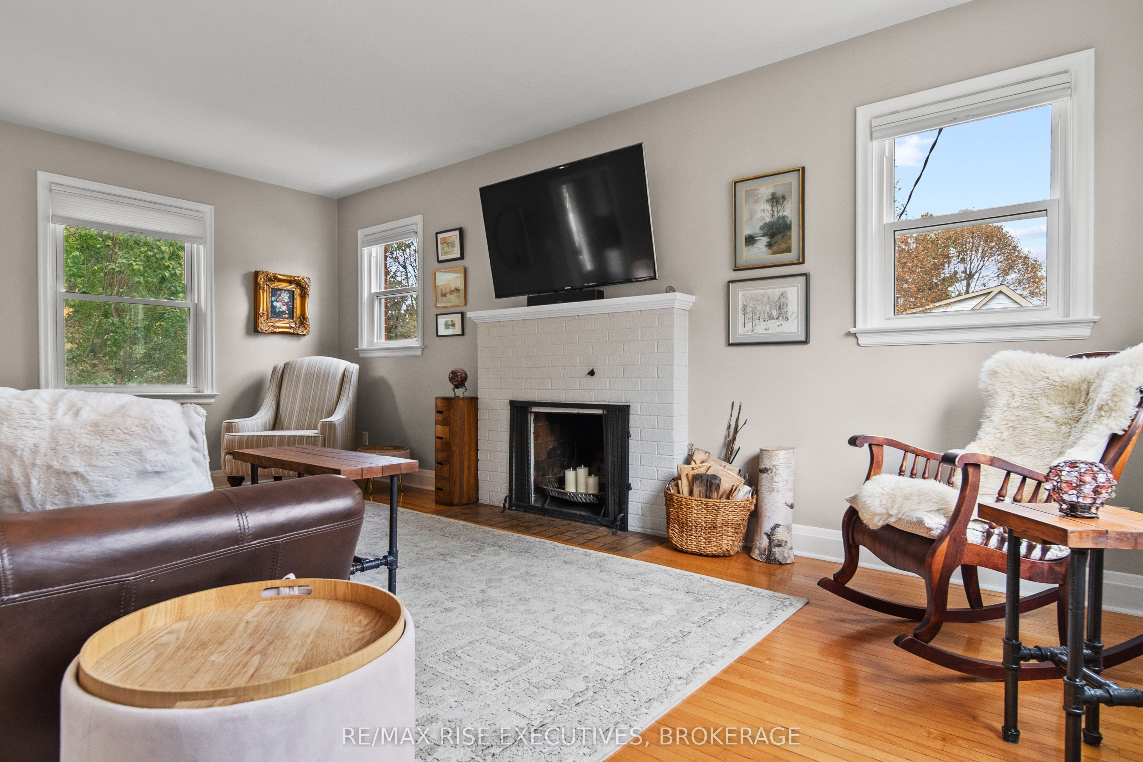130 Florence Street Property Photo 6