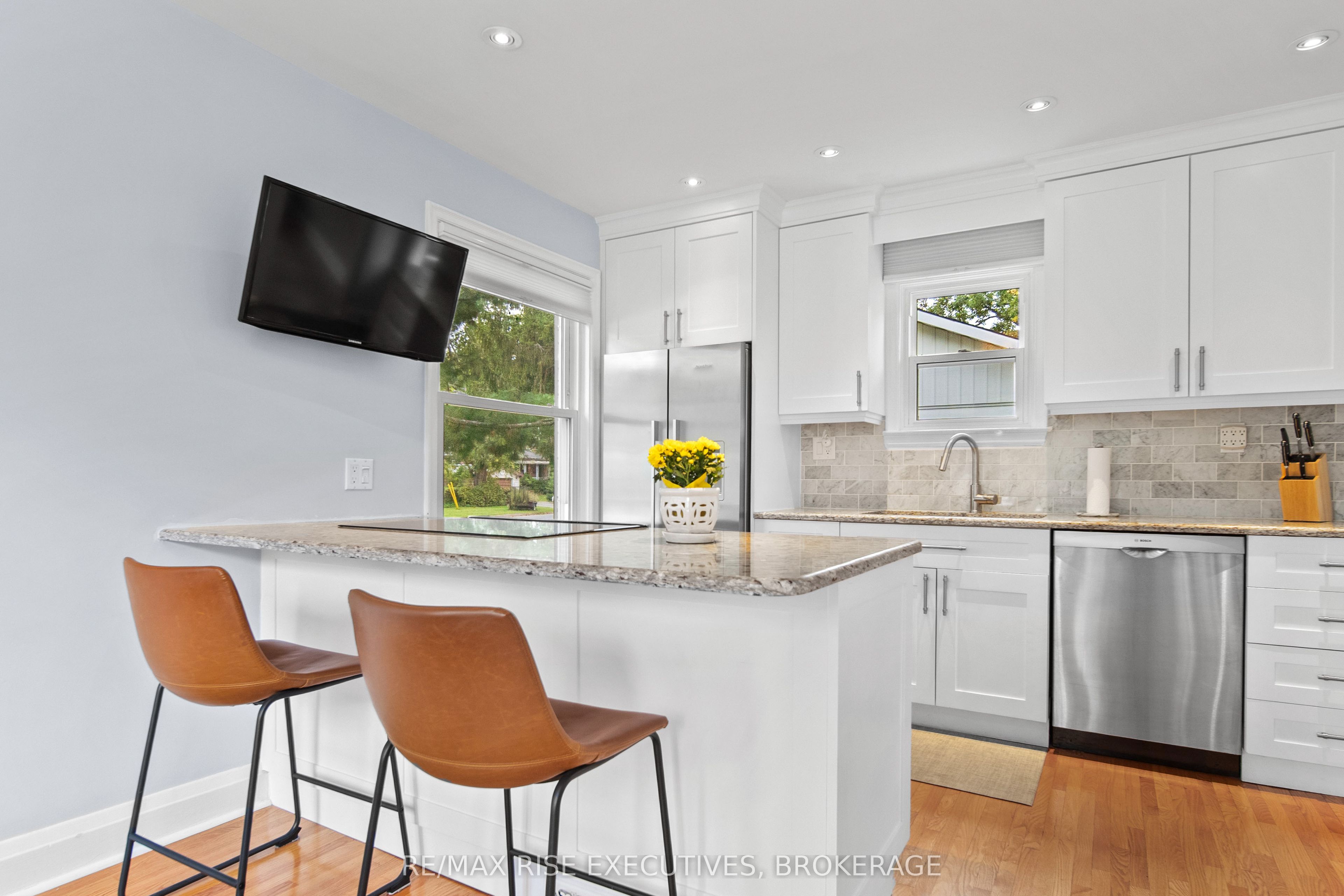 130 Florence Street Property Photo 12