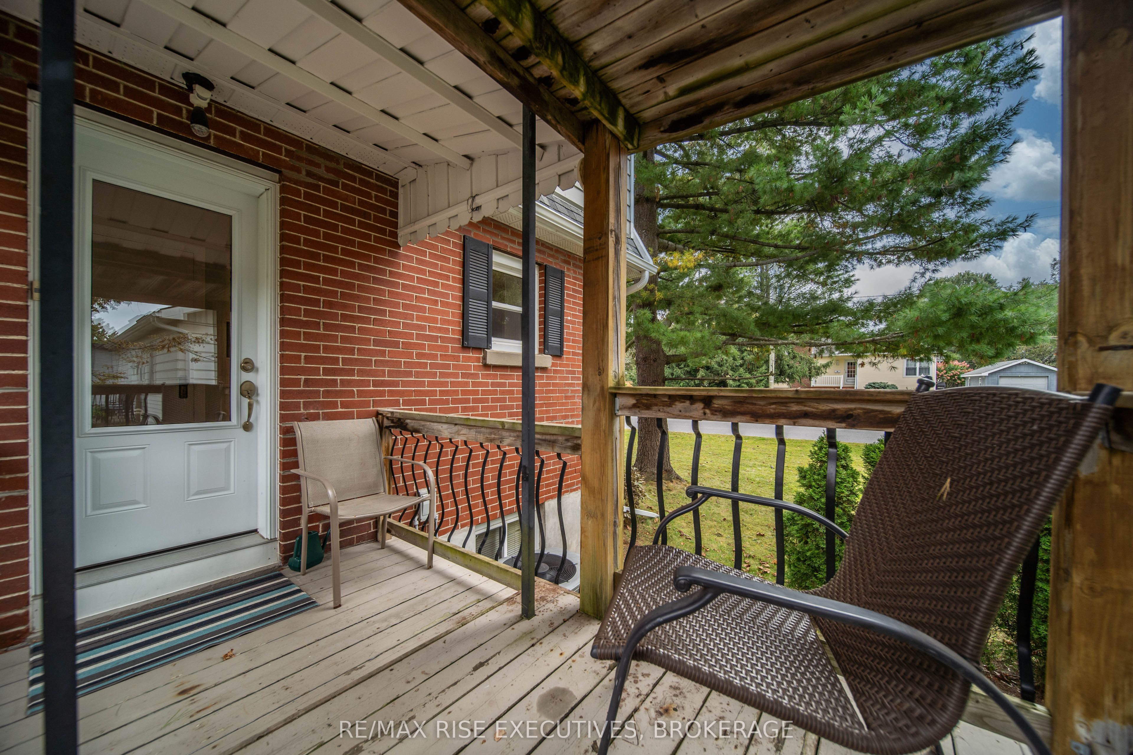 130 Florence Street Property Photo 36