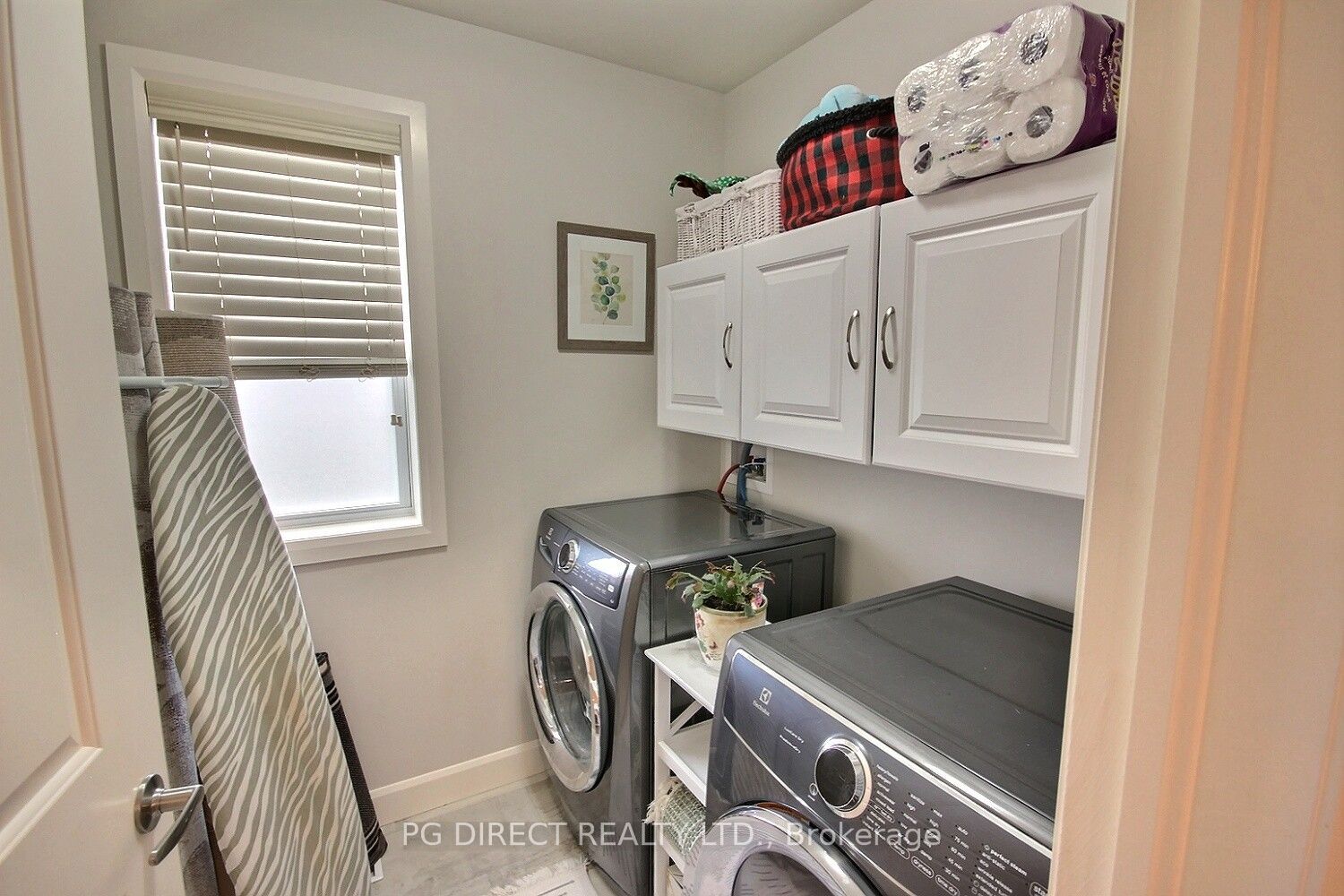 6 Dewal Place Property Photo 9