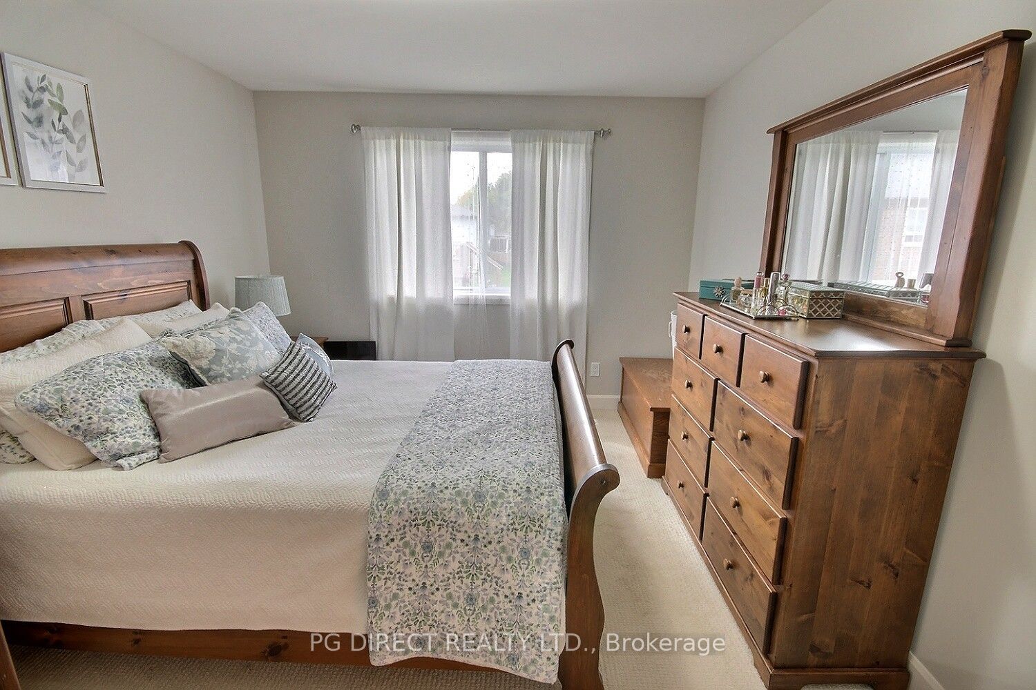 6 Dewal Place Property Photo 11