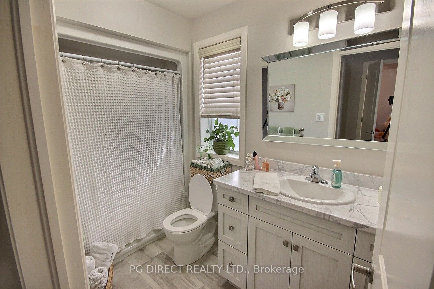 6 Dewal Place Property Photo 12