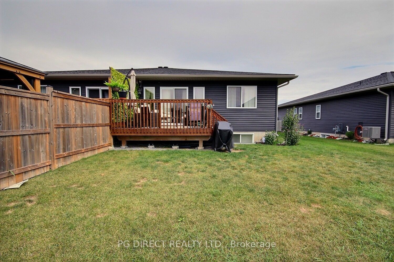 6 Dewal Place Property Photo 18