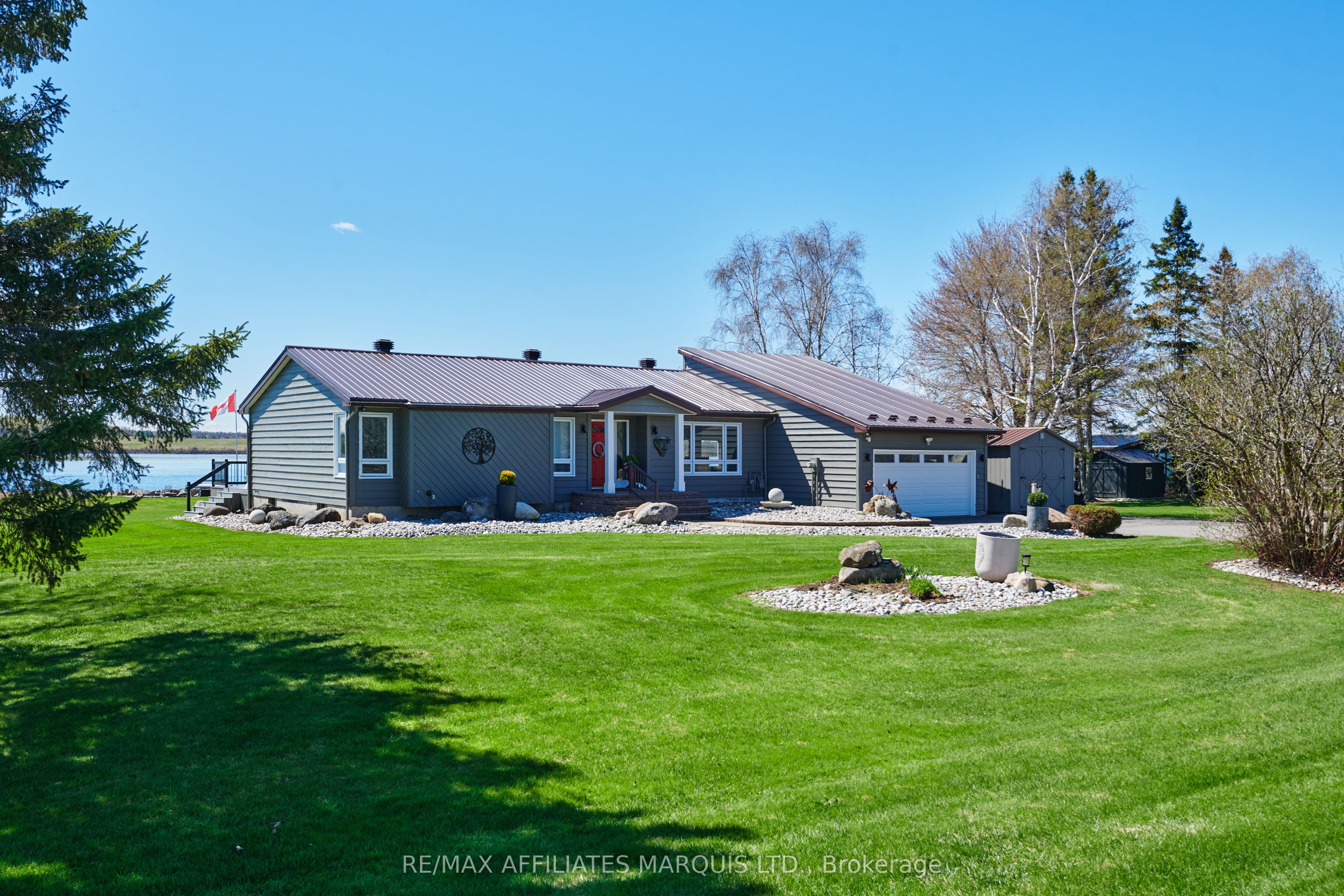 11728 Lakeshore Drive Property Photo 1